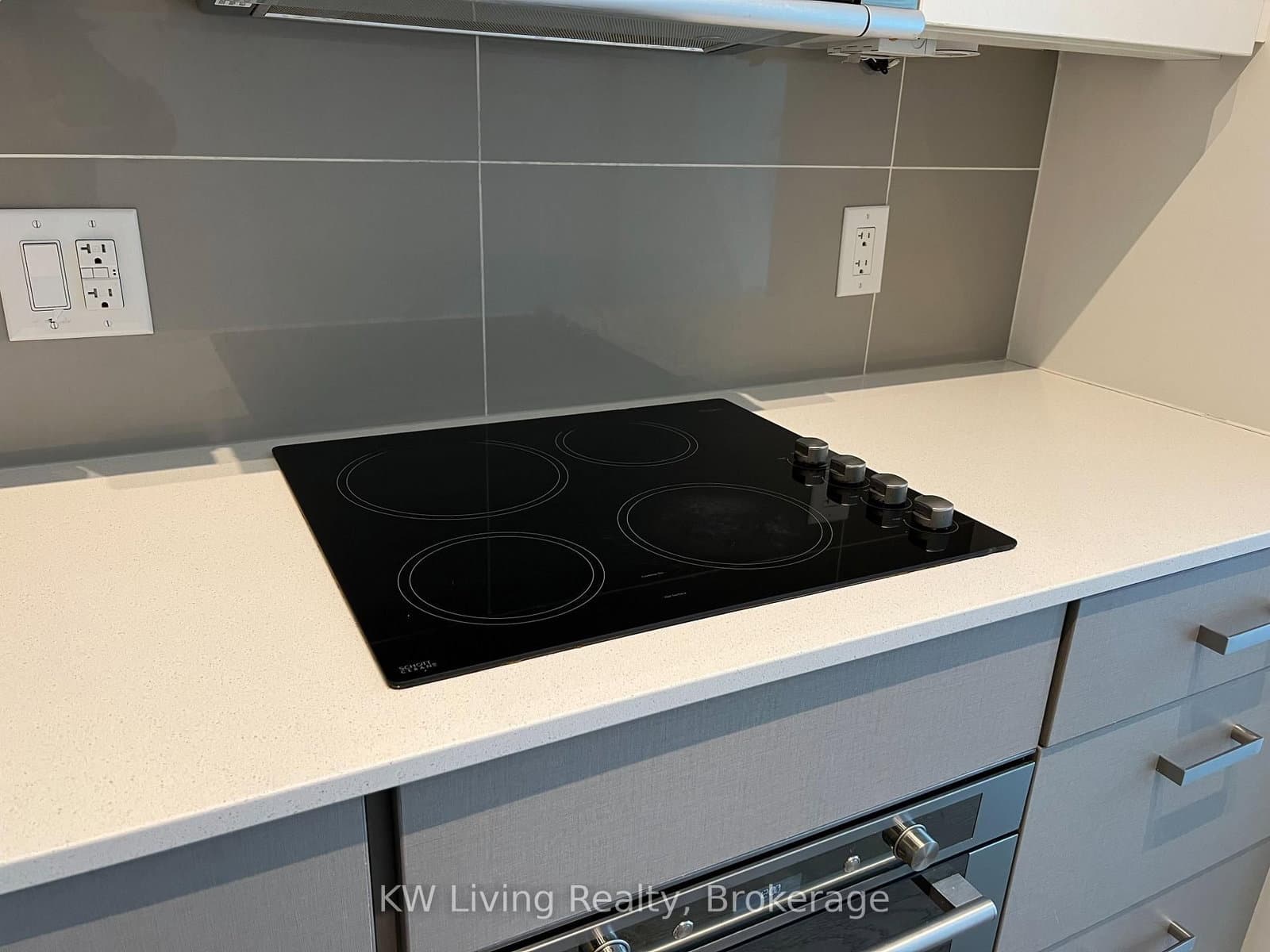 17 Dundonald Street, Unit 1007 thumbnail 6