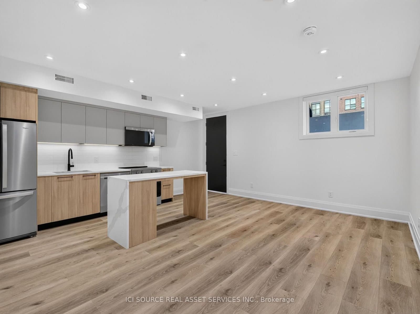 28 Norcross Road, Unit Unit 5 thumbnail 3