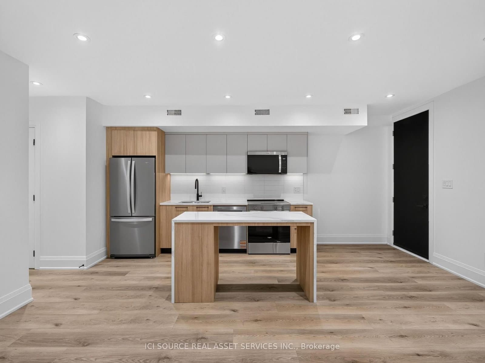 28 Norcross Road, Unit Unit 5 thumbnail 4