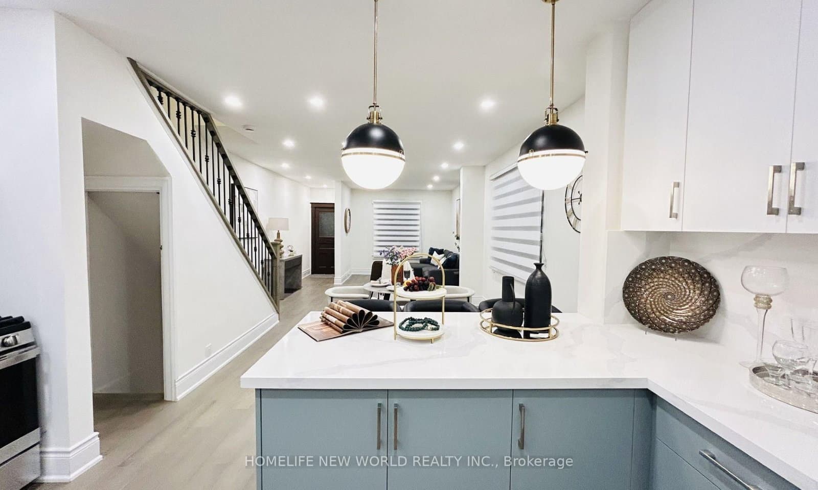509 Dupont Street thumbnail 10