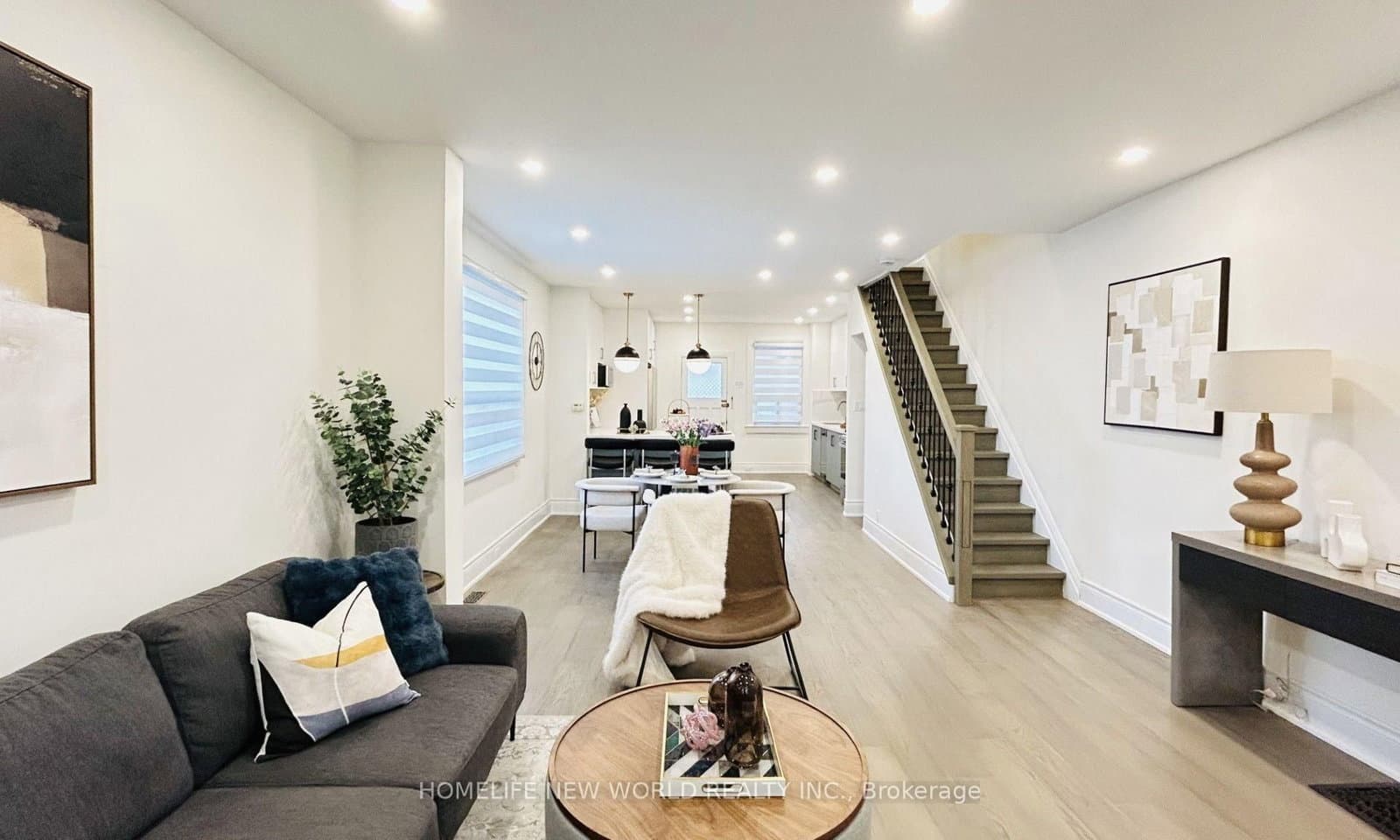 509 Dupont Street thumbnail 2