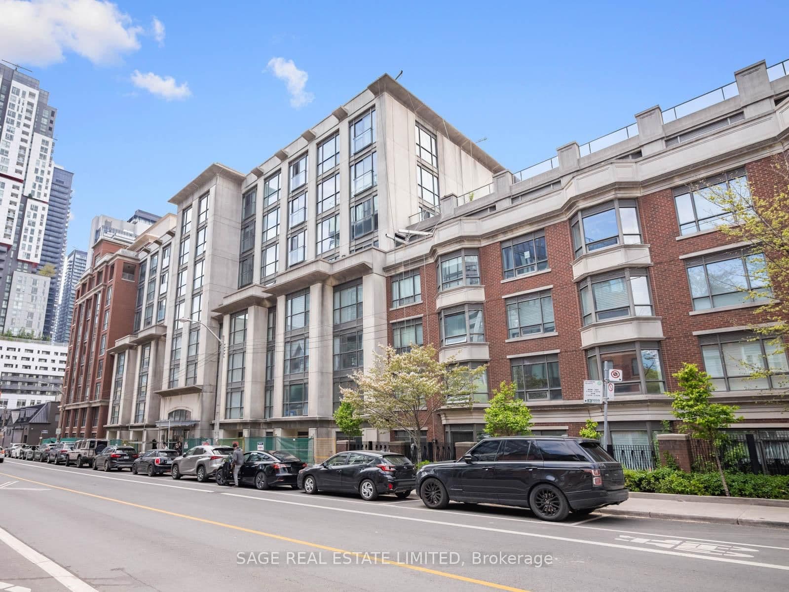 18 Beverley Street, Unit 209 - Image 1