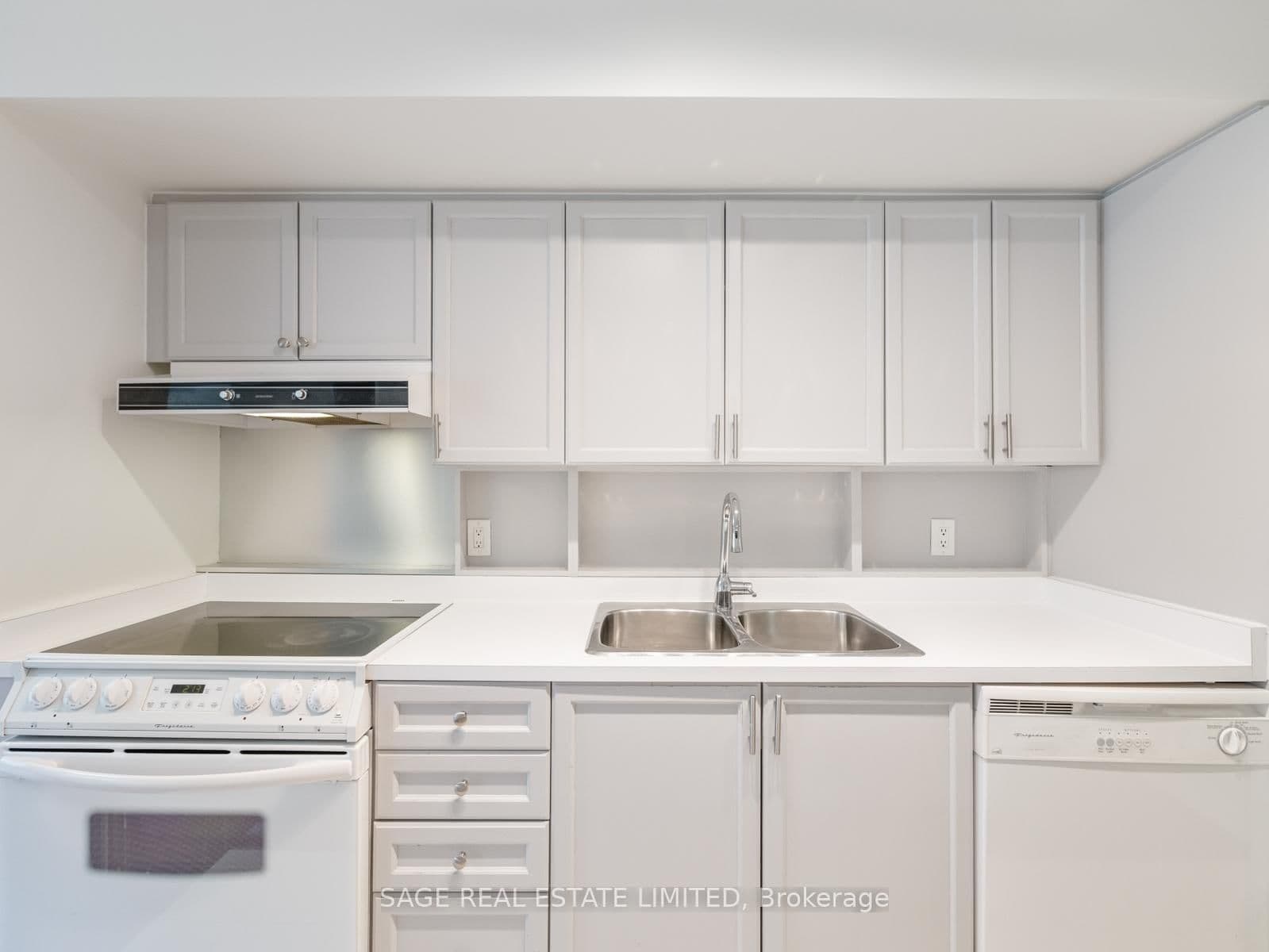 18 Beverley Street, Unit 209 thumbnail 7