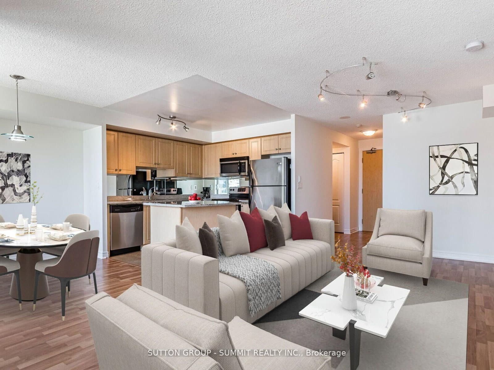 212 Eglinton Avenue E, Unit 1704 thumbnail 7