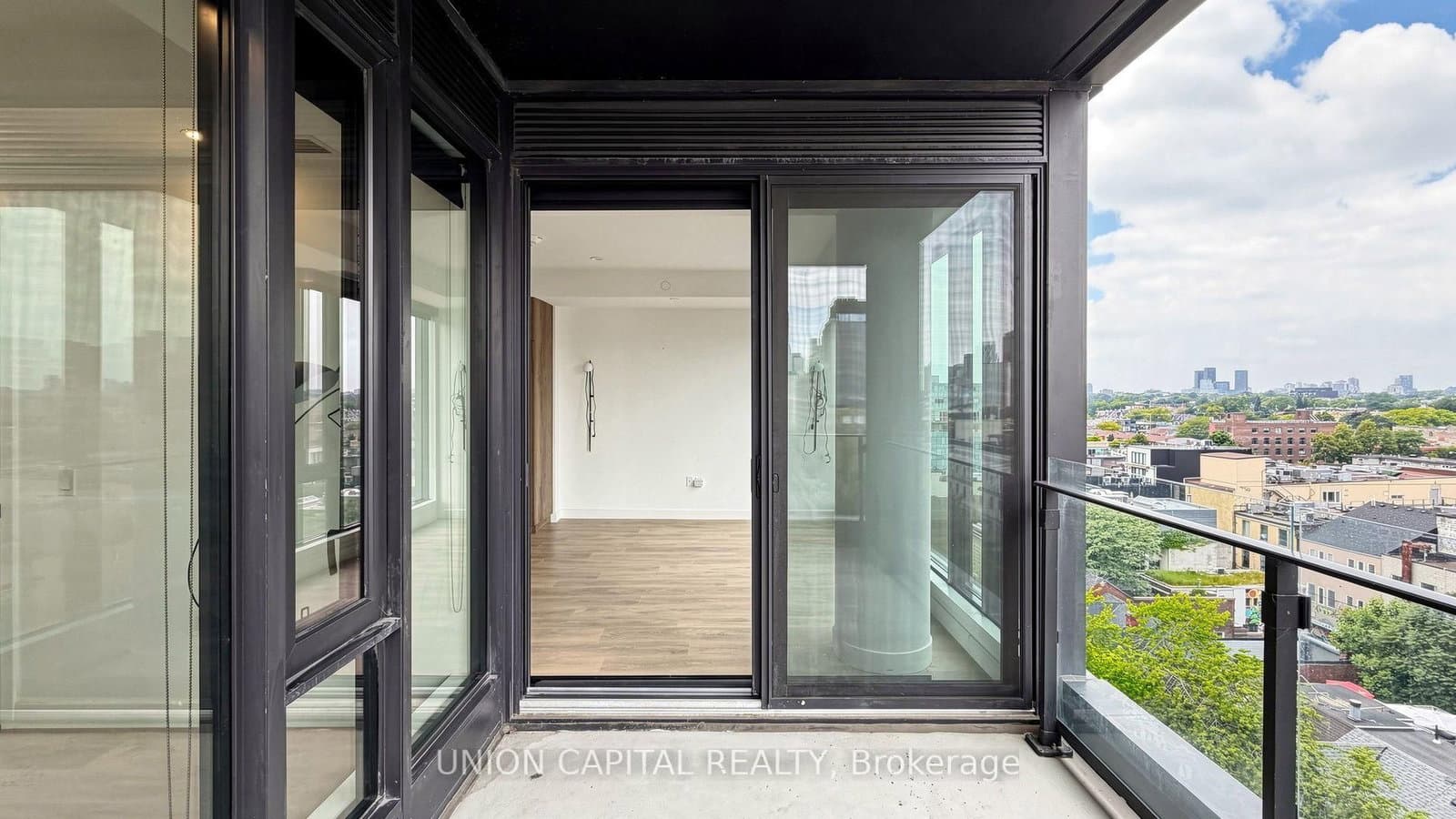 505 Richmond Street W, Unit 714 thumbnail 17