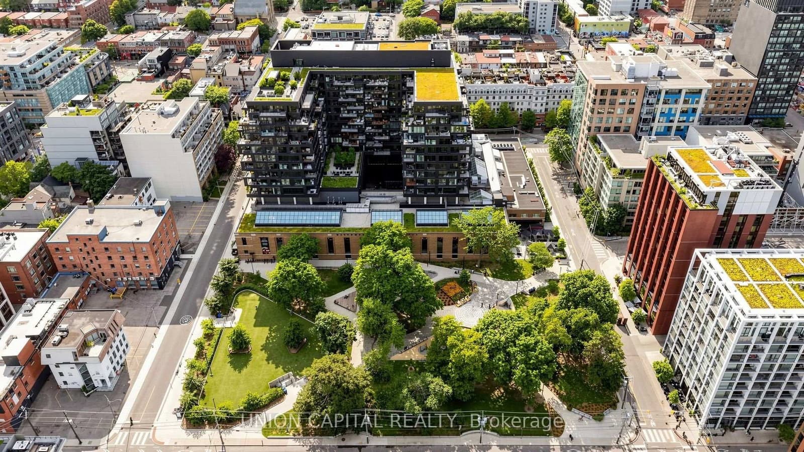 505 Richmond Street W, Unit 714 thumbnail 2