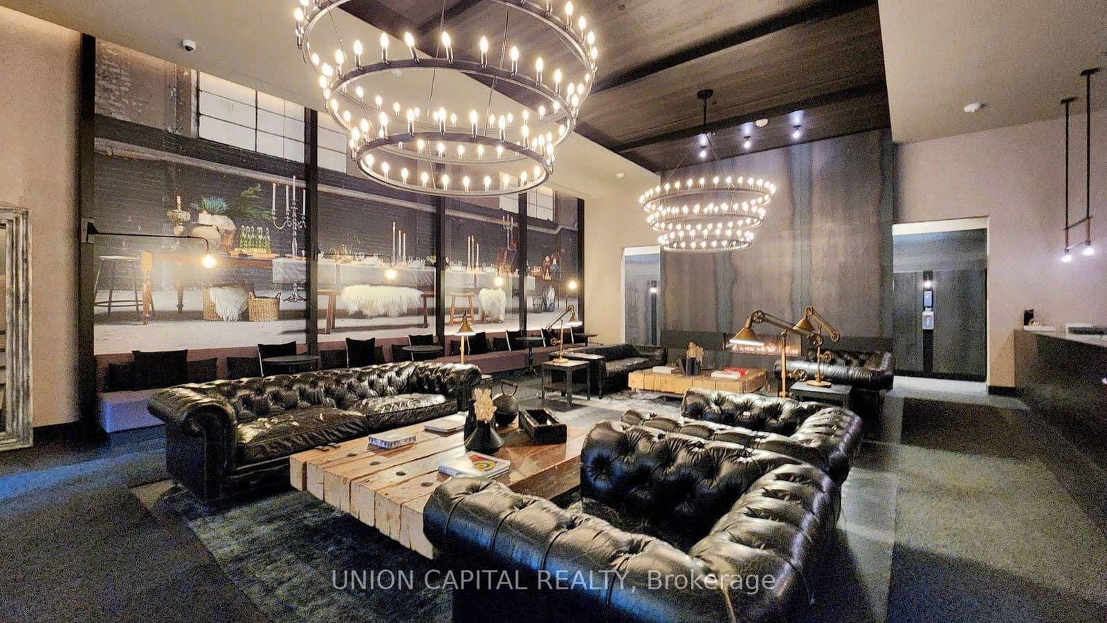 505 Richmond Street W, Unit 714 thumbnail 6