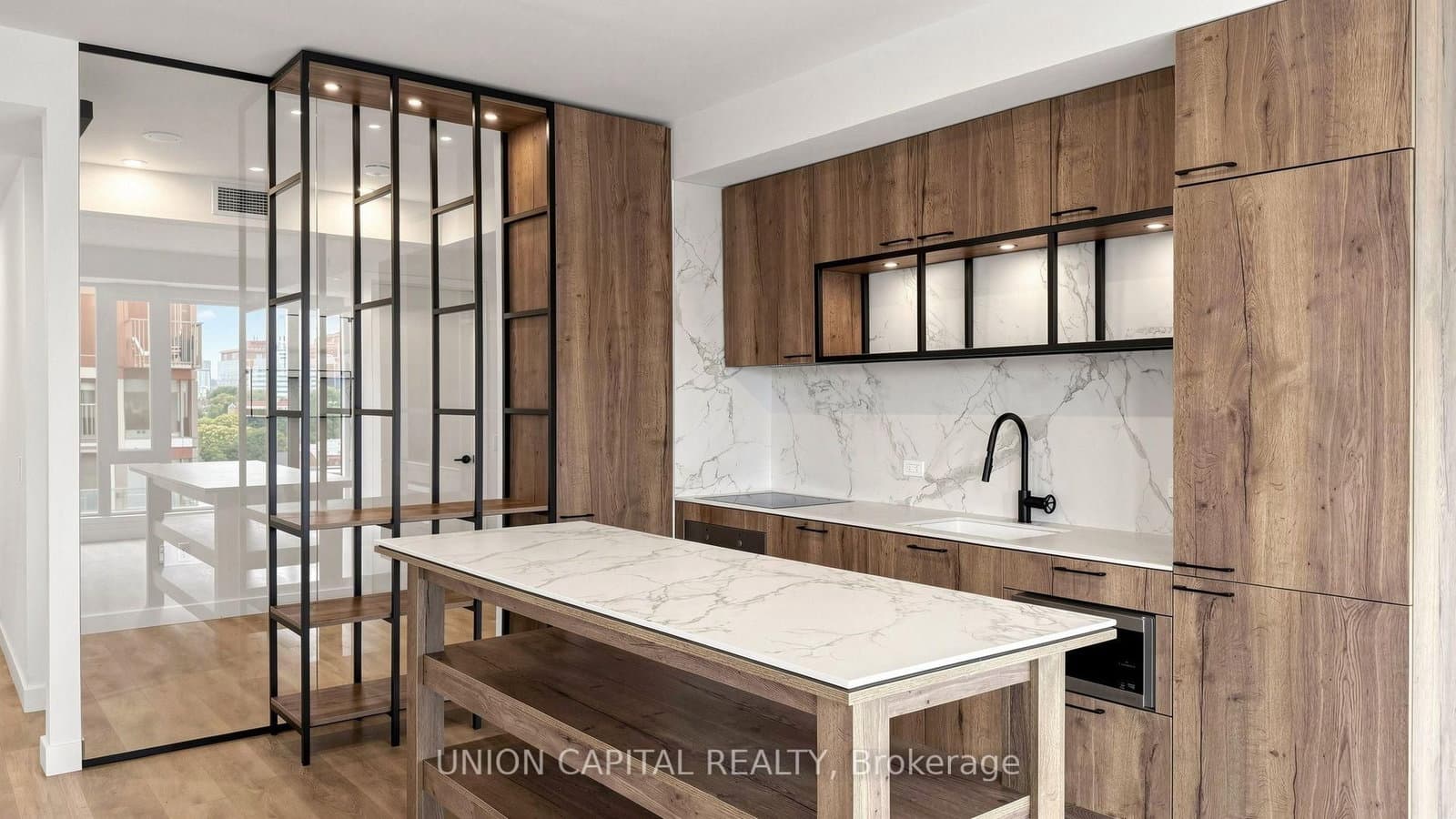 505 Richmond Street W, Unit 714 thumbnail 7