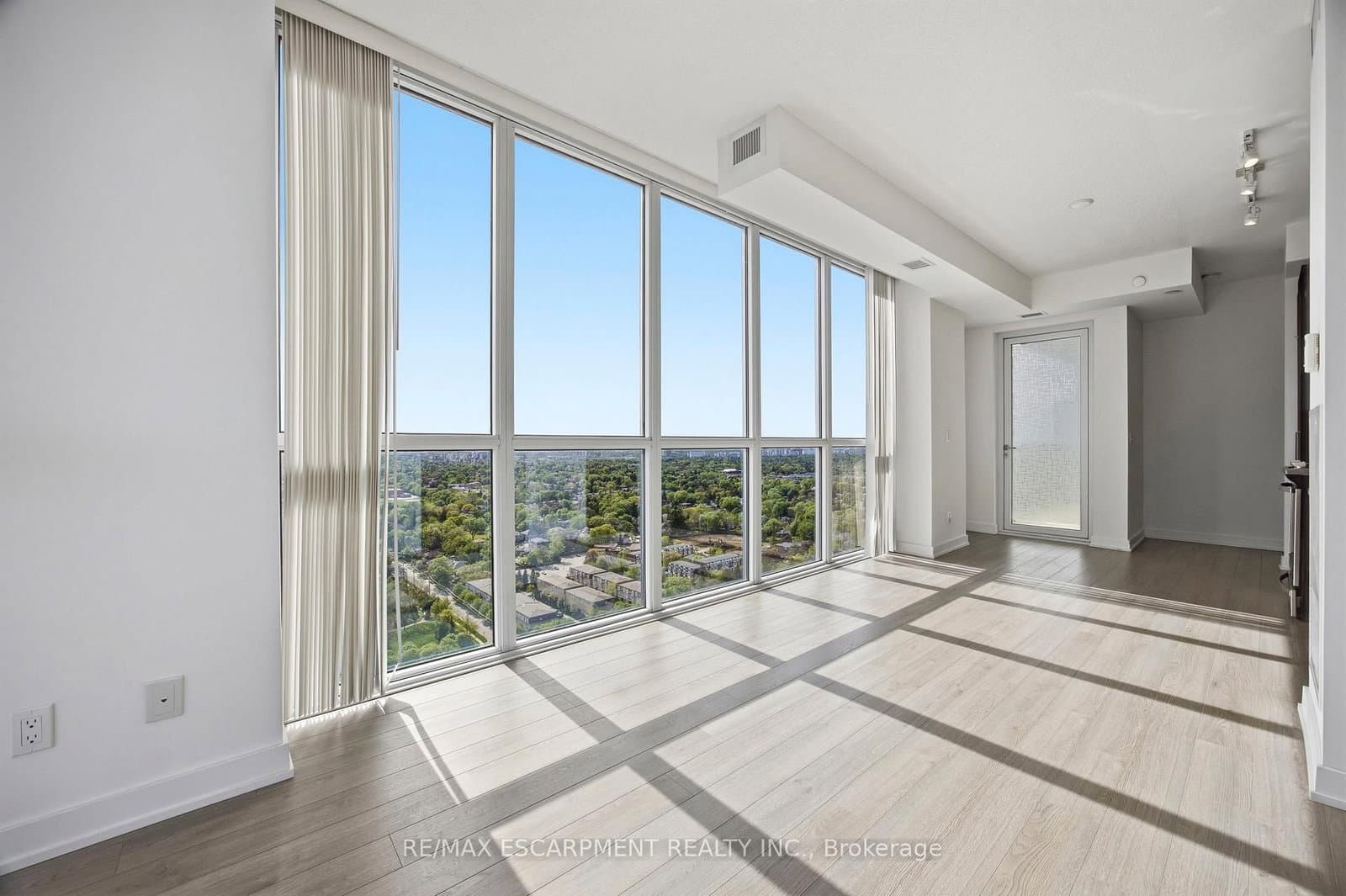 #2909 - 5180 Yonge Street
