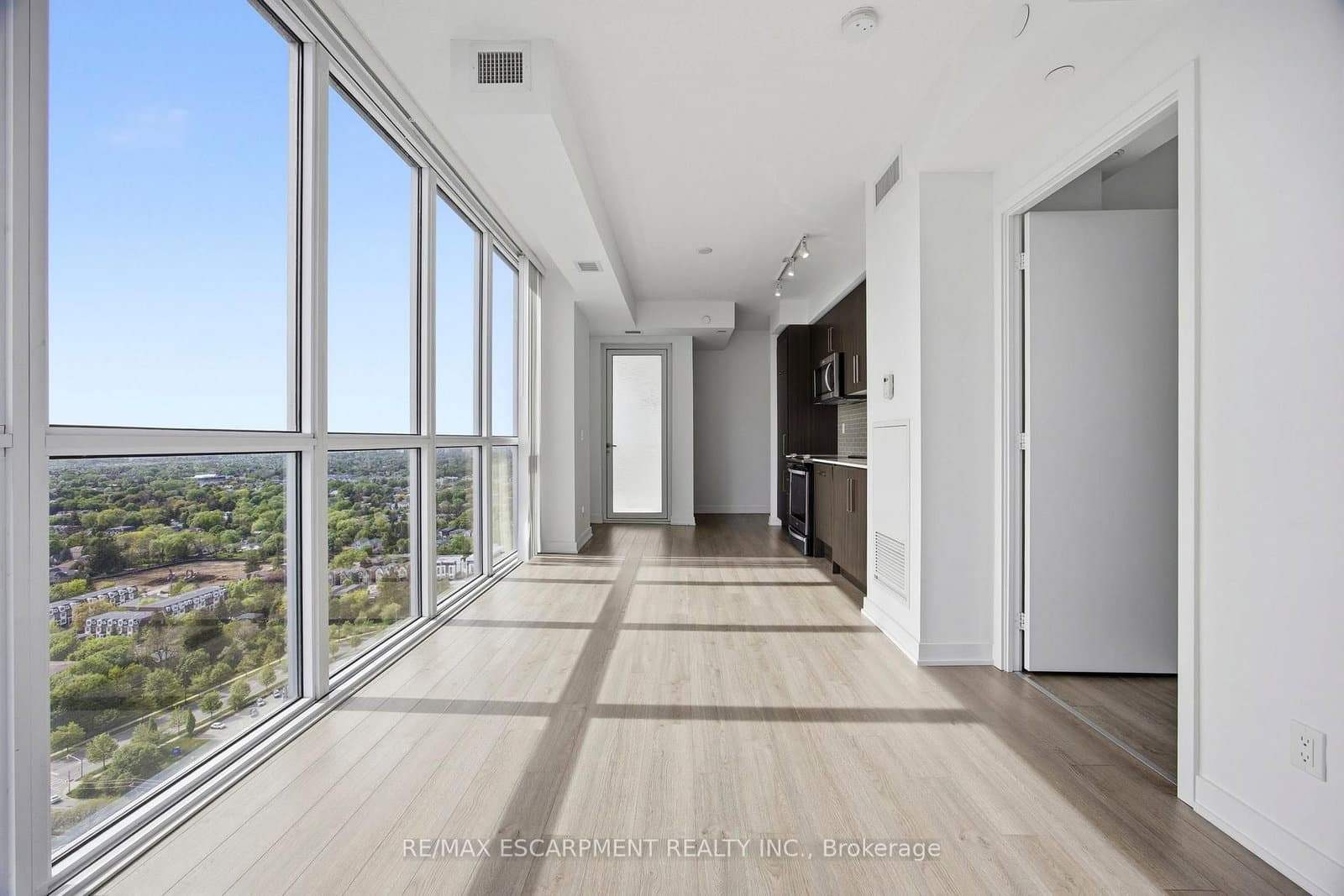 5180 Yonge Street, Unit 2909 thumbnail 2