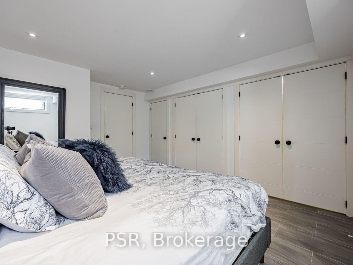 71 Crawford Street, Unit #Basement thumbnail 14