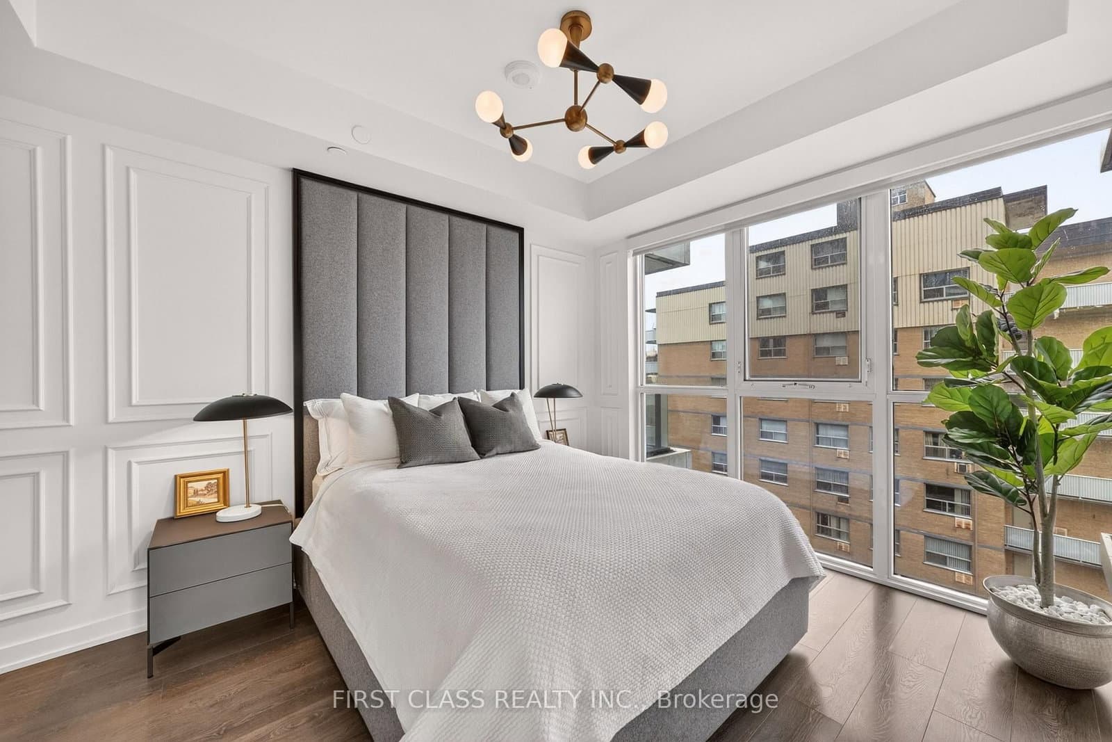 609 Avenue Road, Unit 707 thumbnail 14
