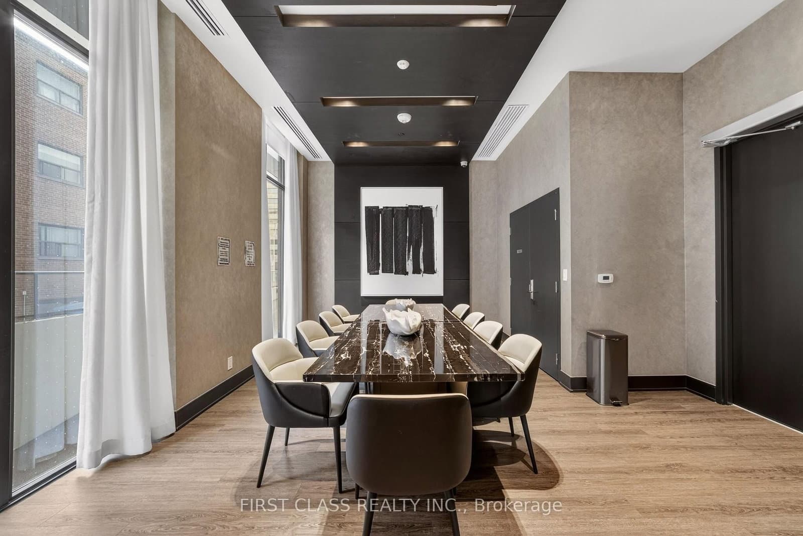 609 Avenue Road, Unit 707 thumbnail 25