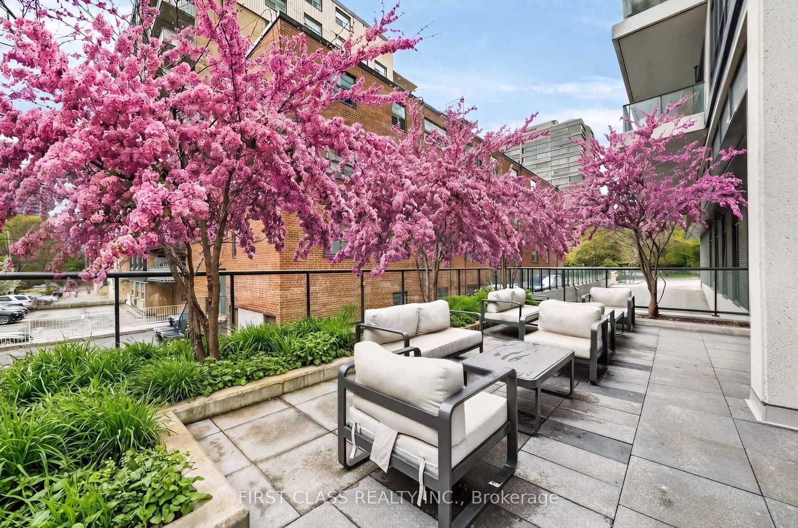 609 Avenue Road, Unit 707 thumbnail 29