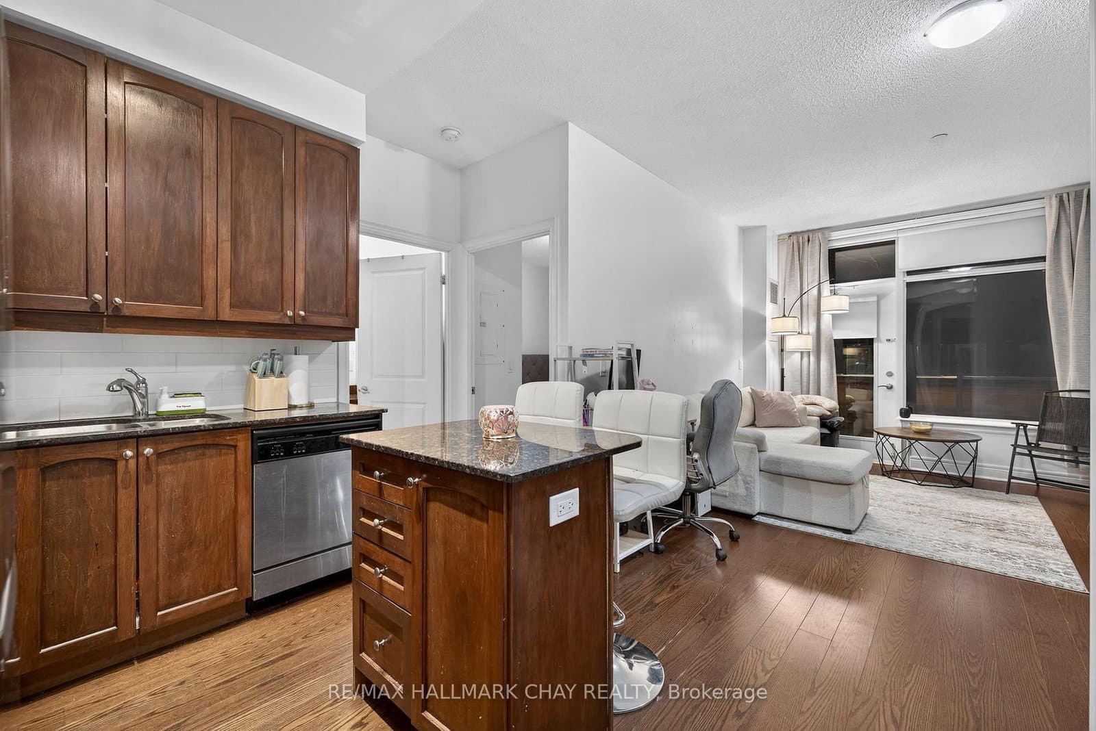 701 Sheppard Avenue W, Unit 108 thumbnail 3