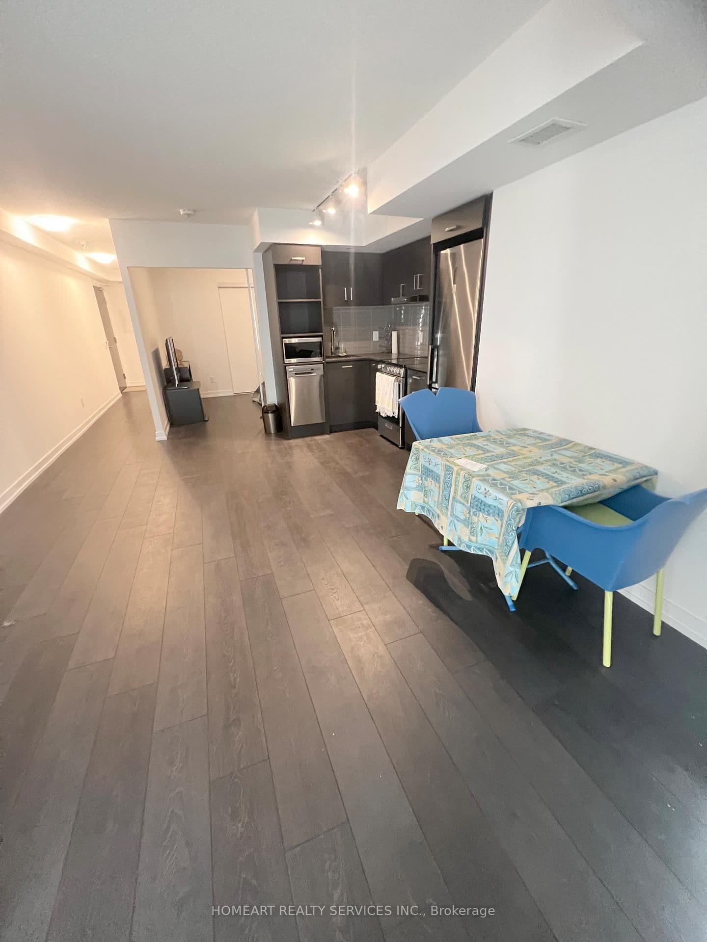 219 Dundas Street E, Unit 801 thumbnail 21
