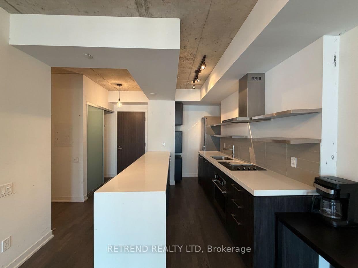 560 King Street W, Unit 610 thumbnail 5