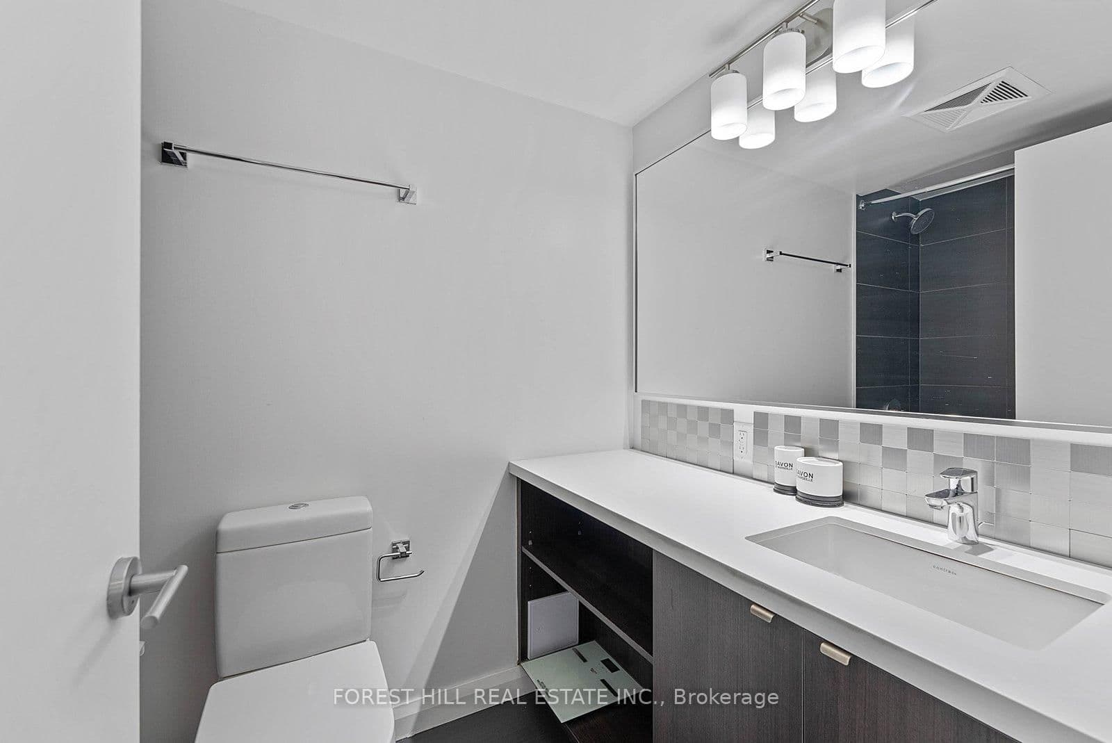 155 Yorkville Avenue, Unit 2917 thumbnail 25
