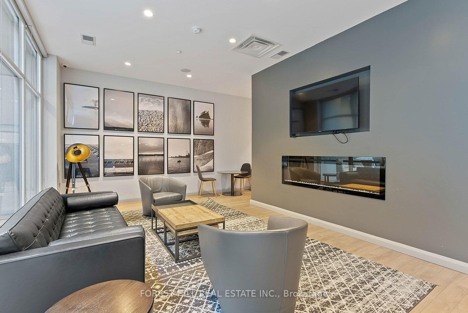 155 Yorkville Avenue, Unit 2917 thumbnail 36