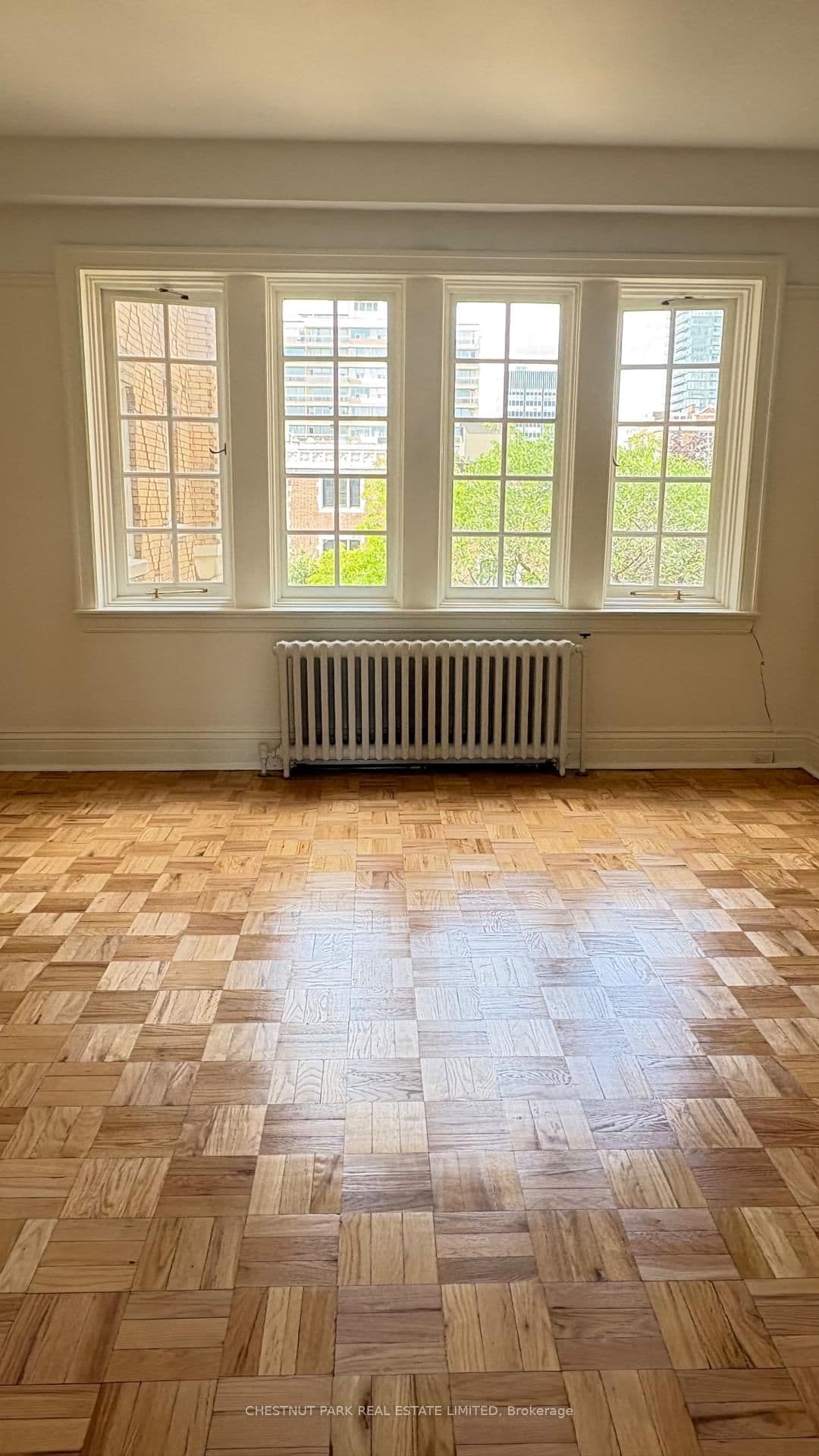 1 Clarendon Avenue, Unit 405 thumbnail 17
