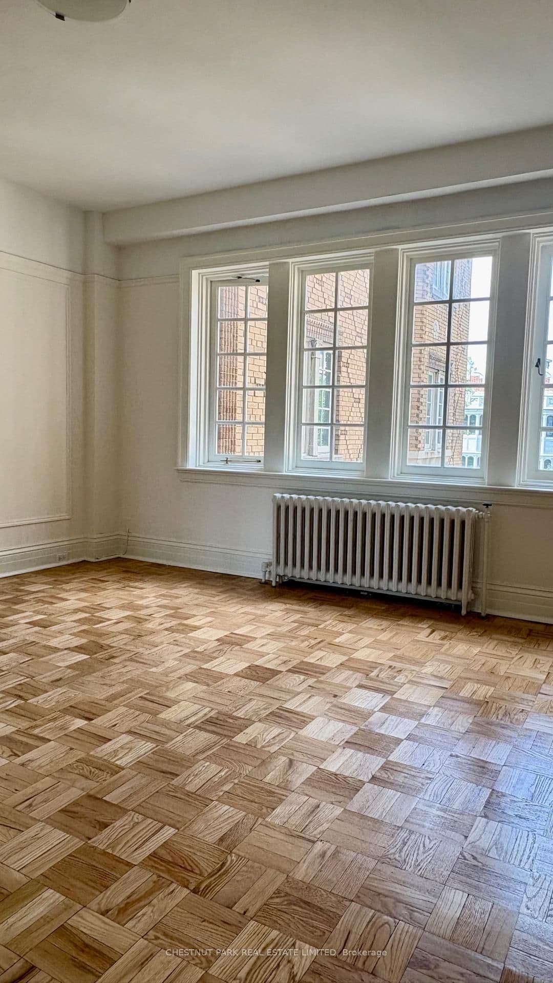 1 Clarendon Avenue, Unit 405 thumbnail 18