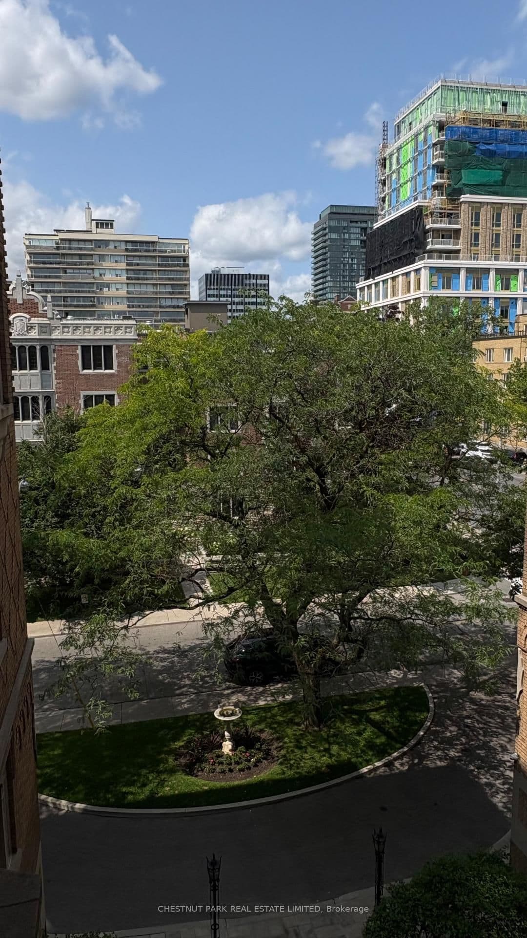 1 Clarendon Avenue, Unit 405 thumbnail 19