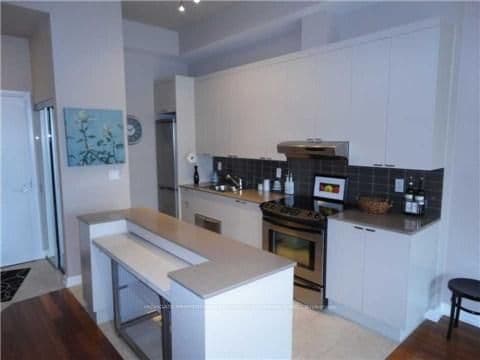 111 Elizabeth Street, Unit 1910 thumbnail 6