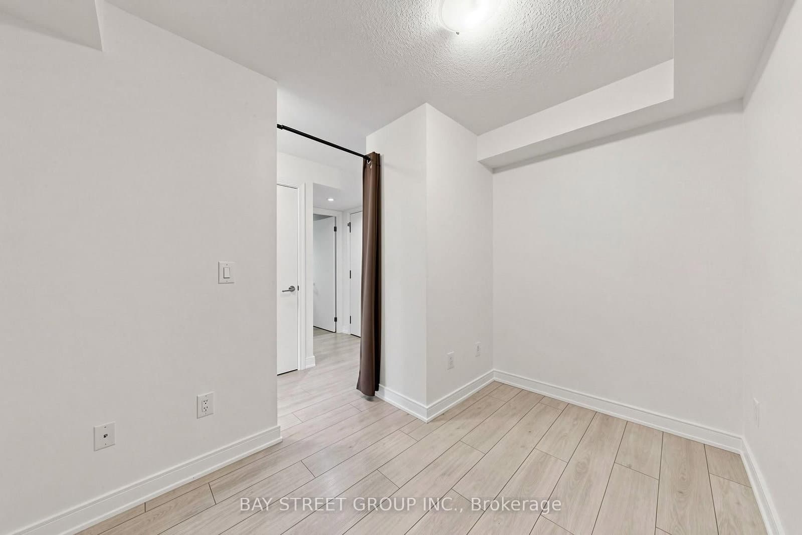 525 Adelaide Street W, Unit 1118 thumbnail 21