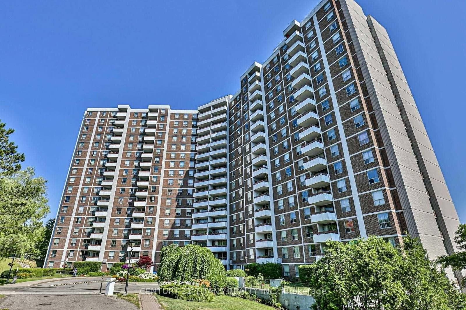 10 Edgecliffe Golfway, Unit 311 - Image 1