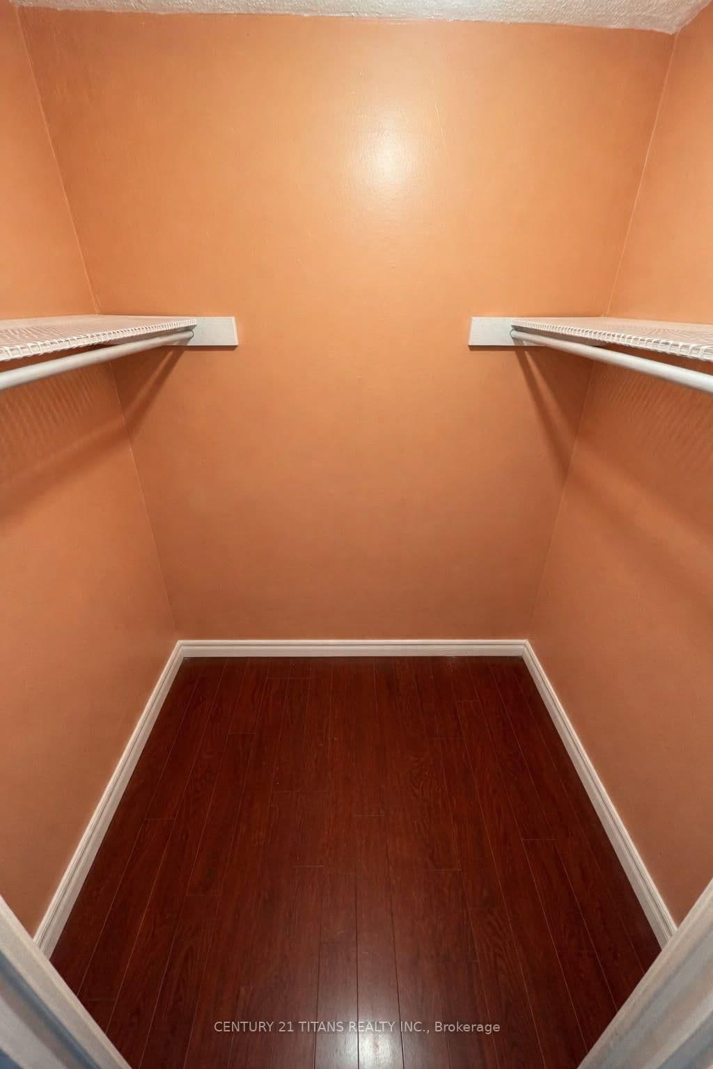 10 Edgecliffe Golfway, Unit 311 thumbnail 11