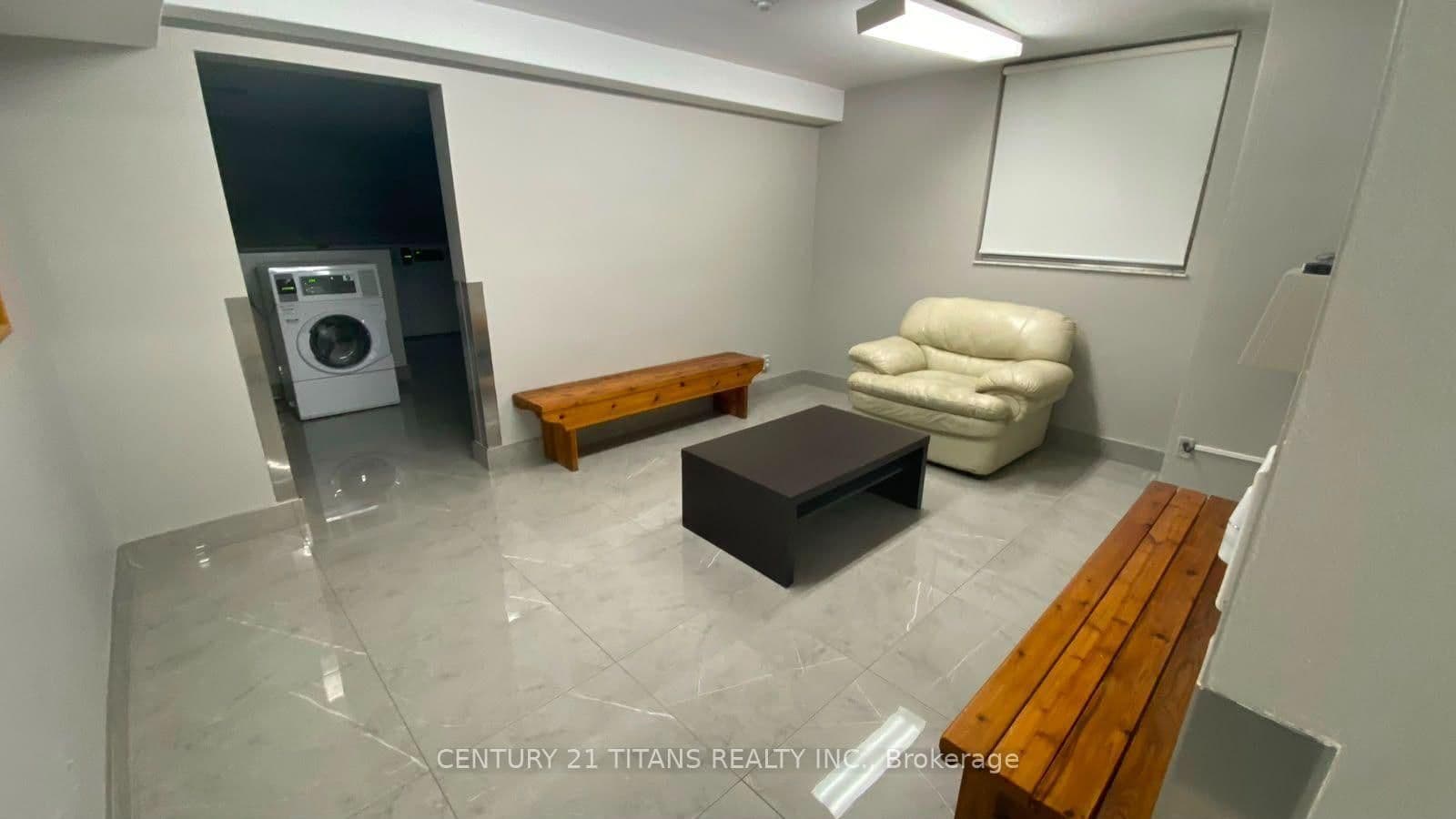 10 Edgecliffe Golfway, Unit 311 thumbnail 19