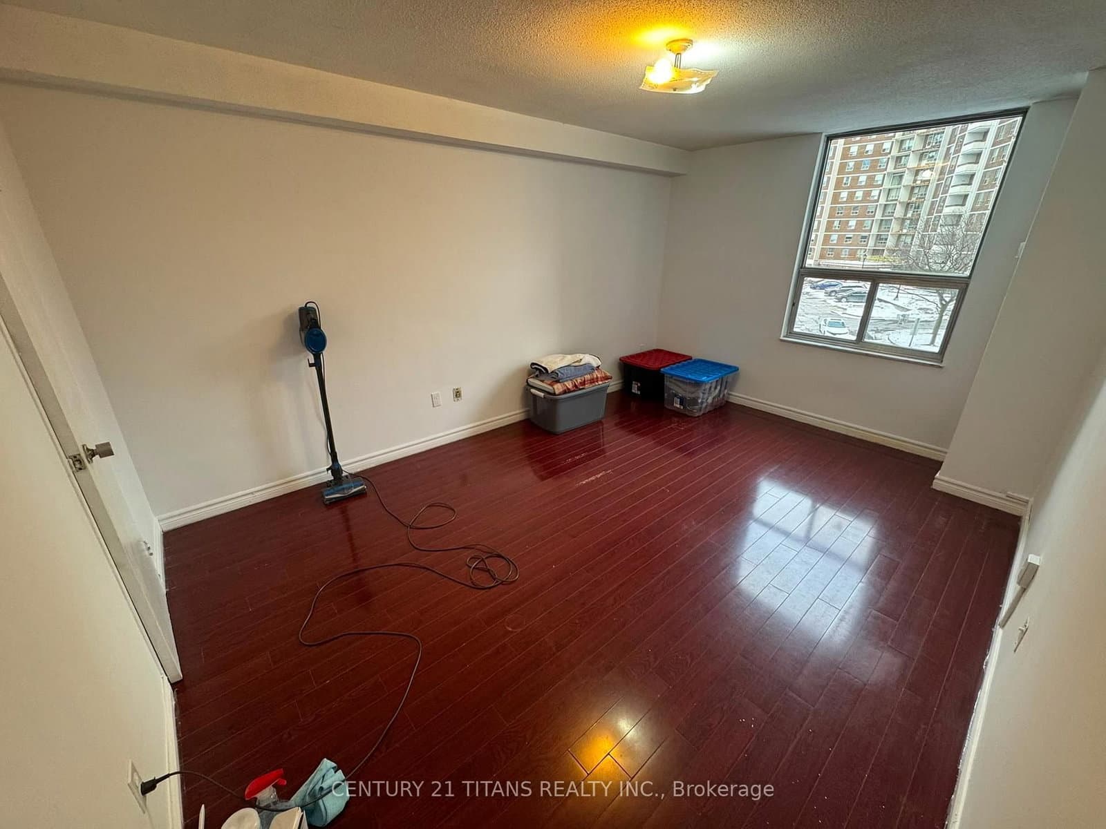 10 Edgecliffe Golfway, Unit 311 thumbnail 9