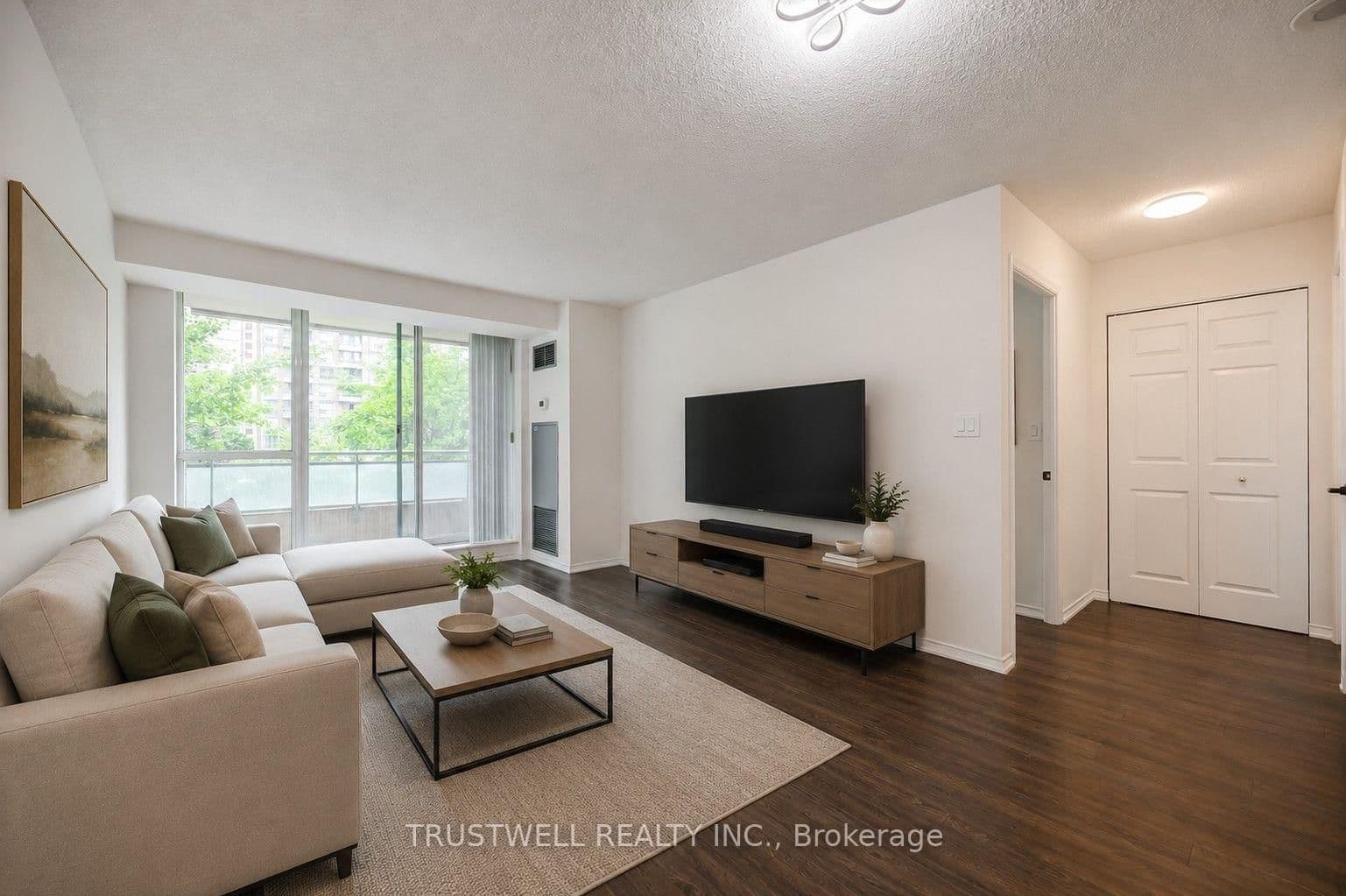 39 Pemberton Avenue, Unit 401 thumbnail 9