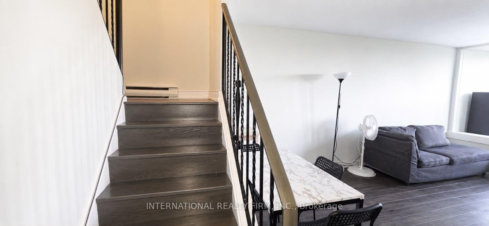 40 Sunny Glenway, Unit 308 thumbnail 12