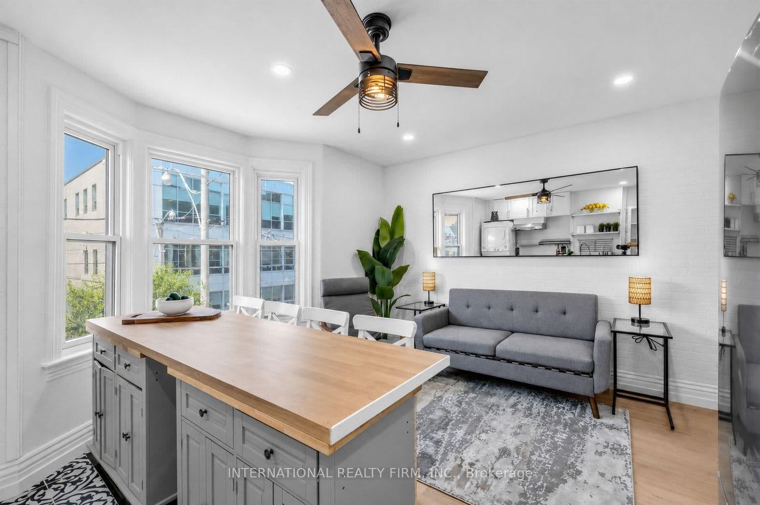 793 Dufferin Street, Unit Upper thumbnail 15
