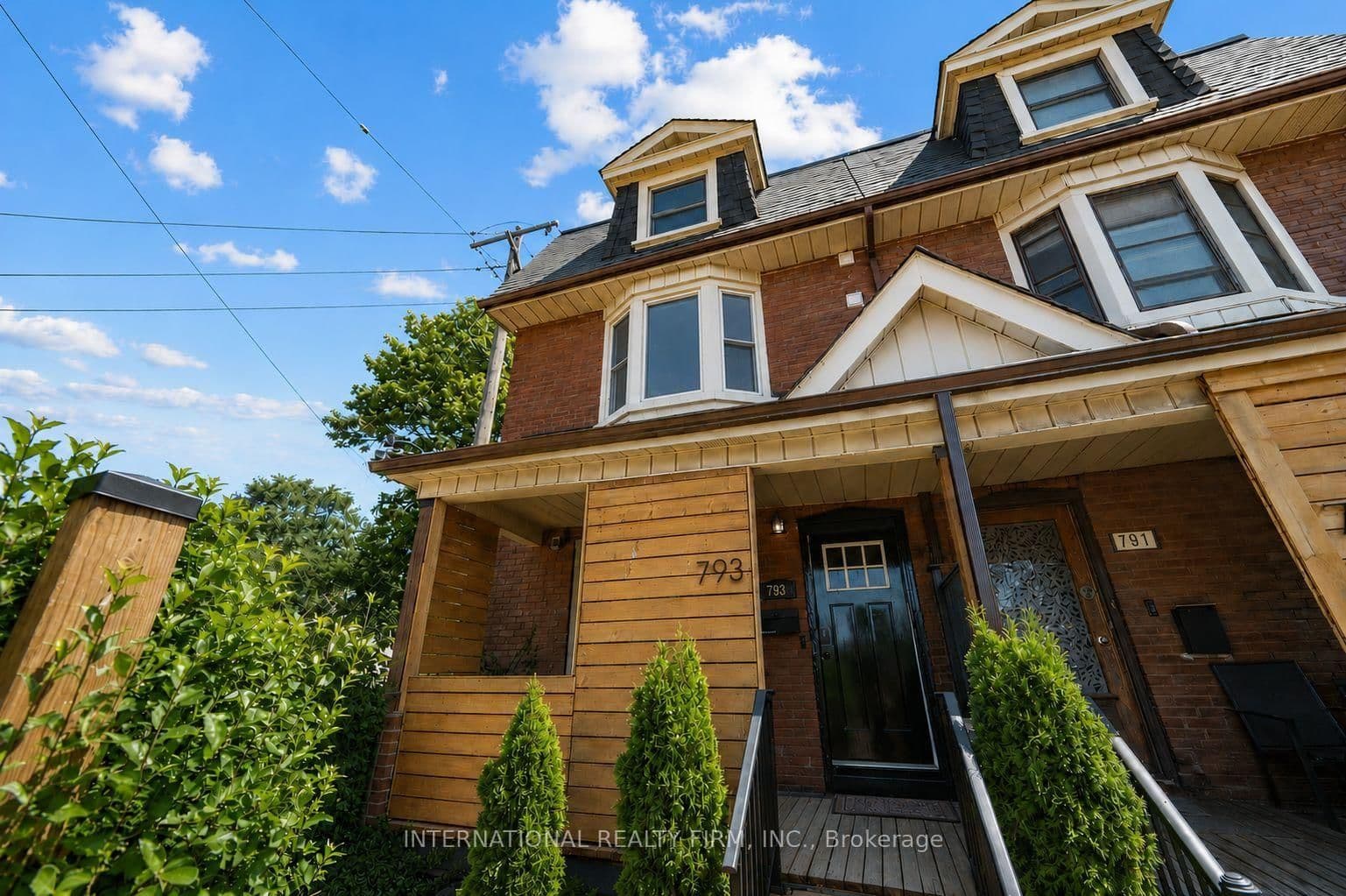 793 Dufferin Street, Unit Upper thumbnail 2