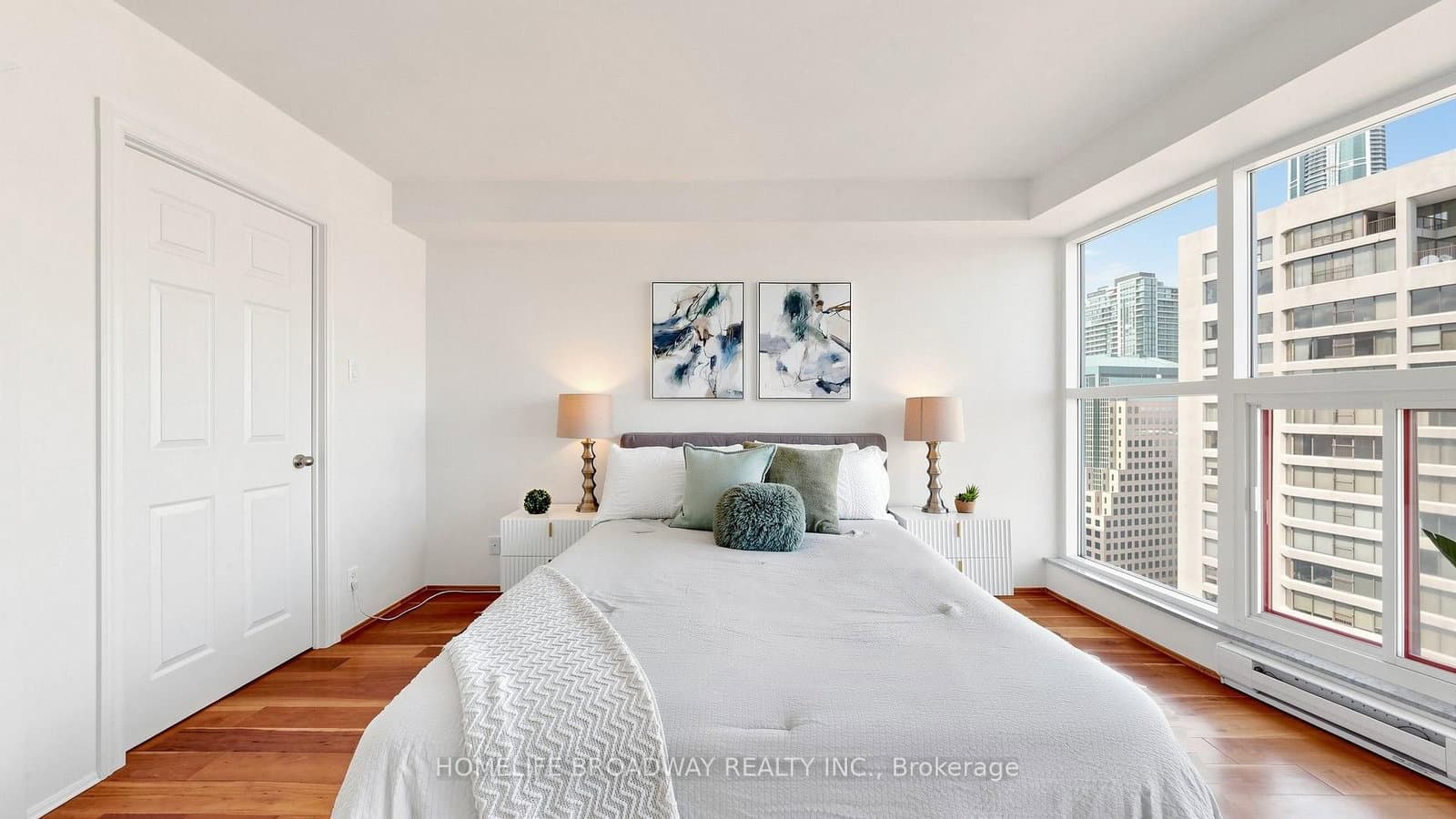 77 Harbour Square, Unit 3507 thumbnail 18