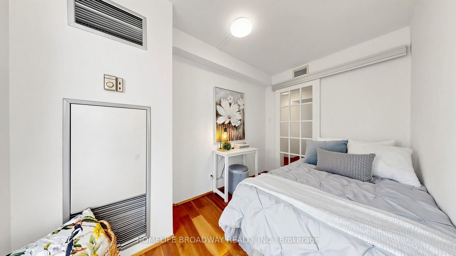77 Harbour Square, Unit 3507 thumbnail 23