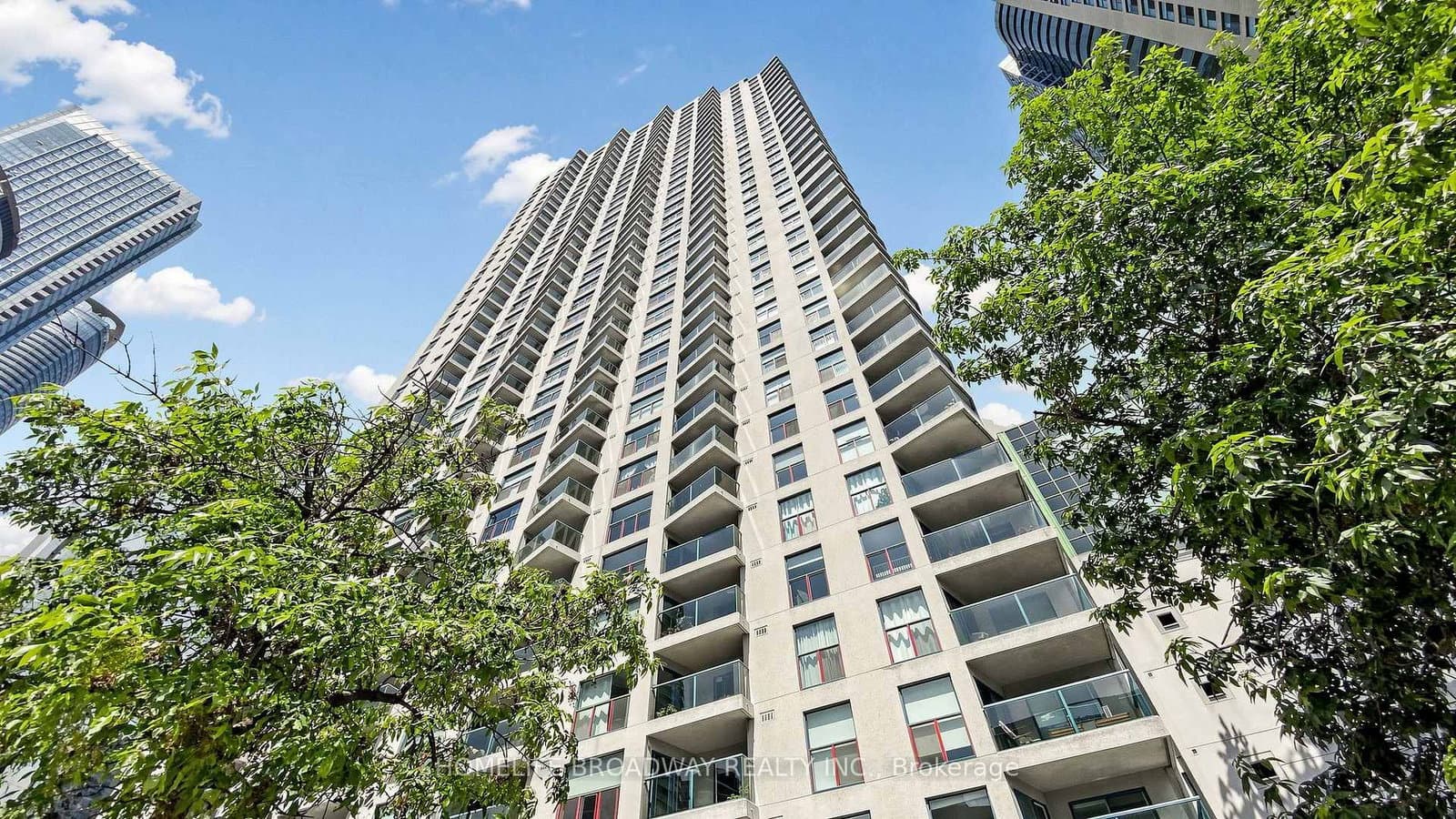 77 Harbour Square, Unit 3507 thumbnail 3