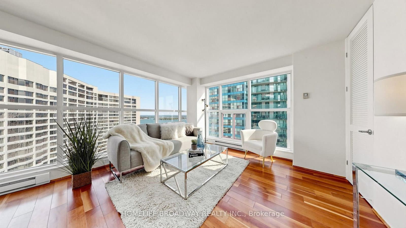 77 Harbour Square, Unit 3507 thumbnail 6