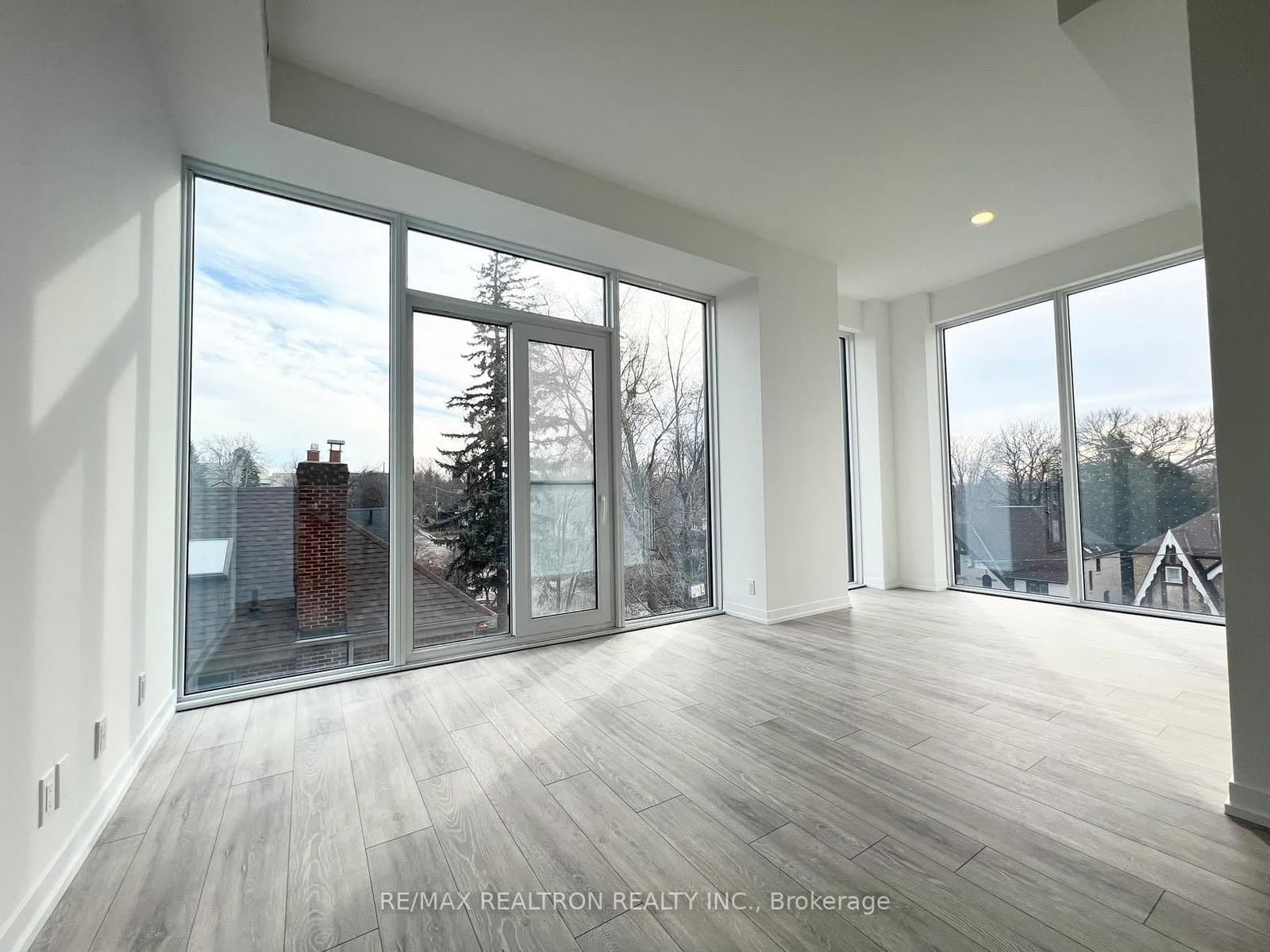 2020 Bathurst Street, Unit 207 thumbnail 13