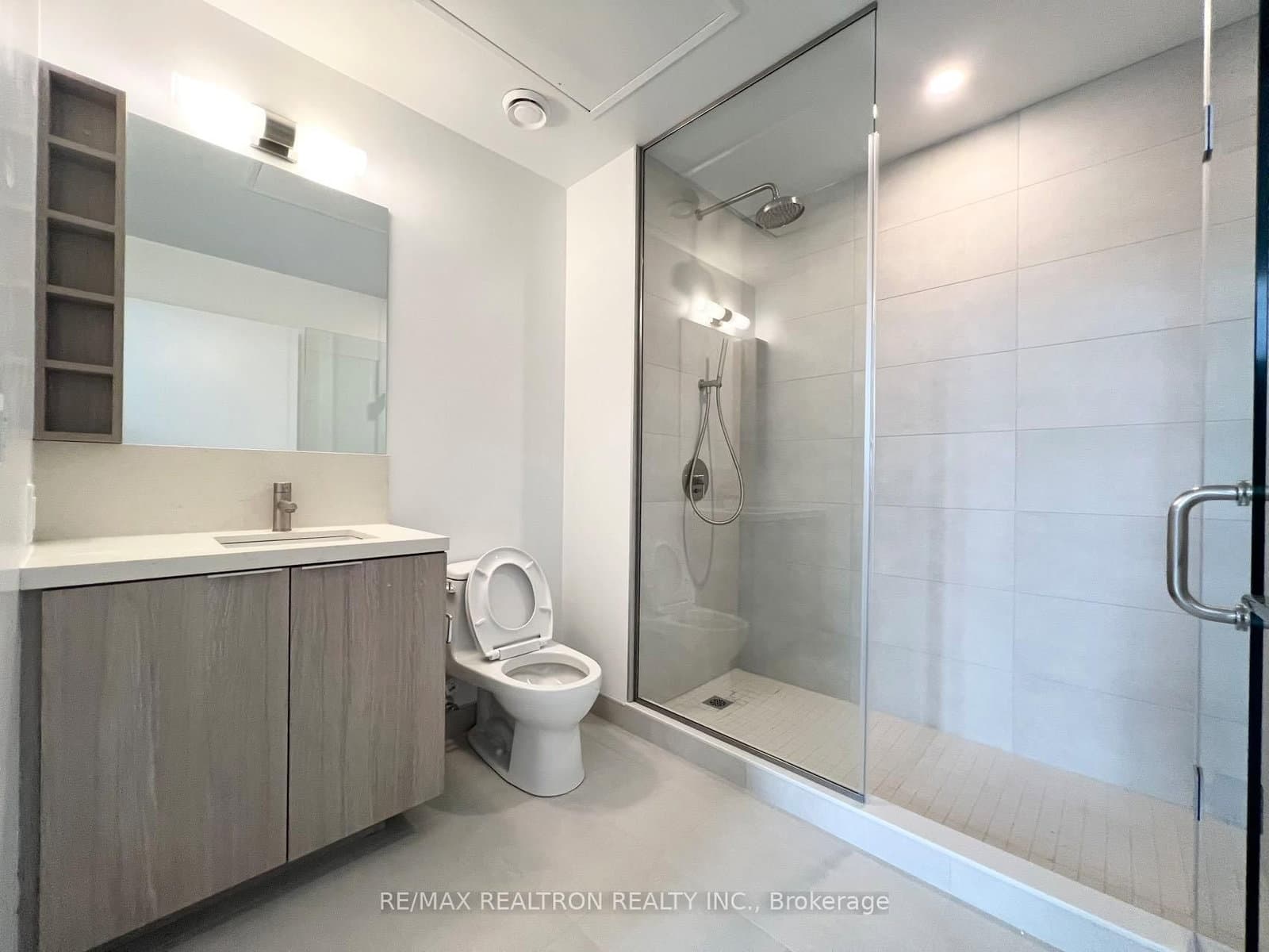 2020 Bathurst Street, Unit 207 thumbnail 22