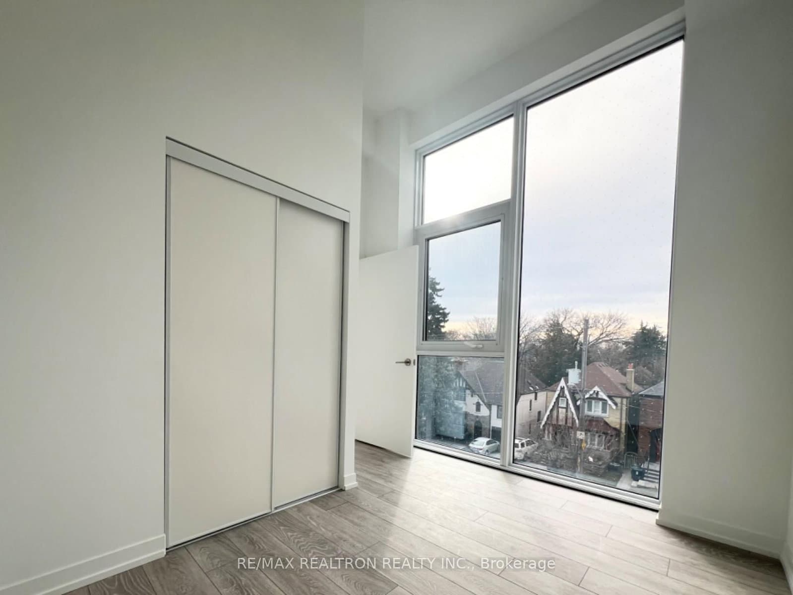 2020 Bathurst Street, Unit 207 thumbnail 27