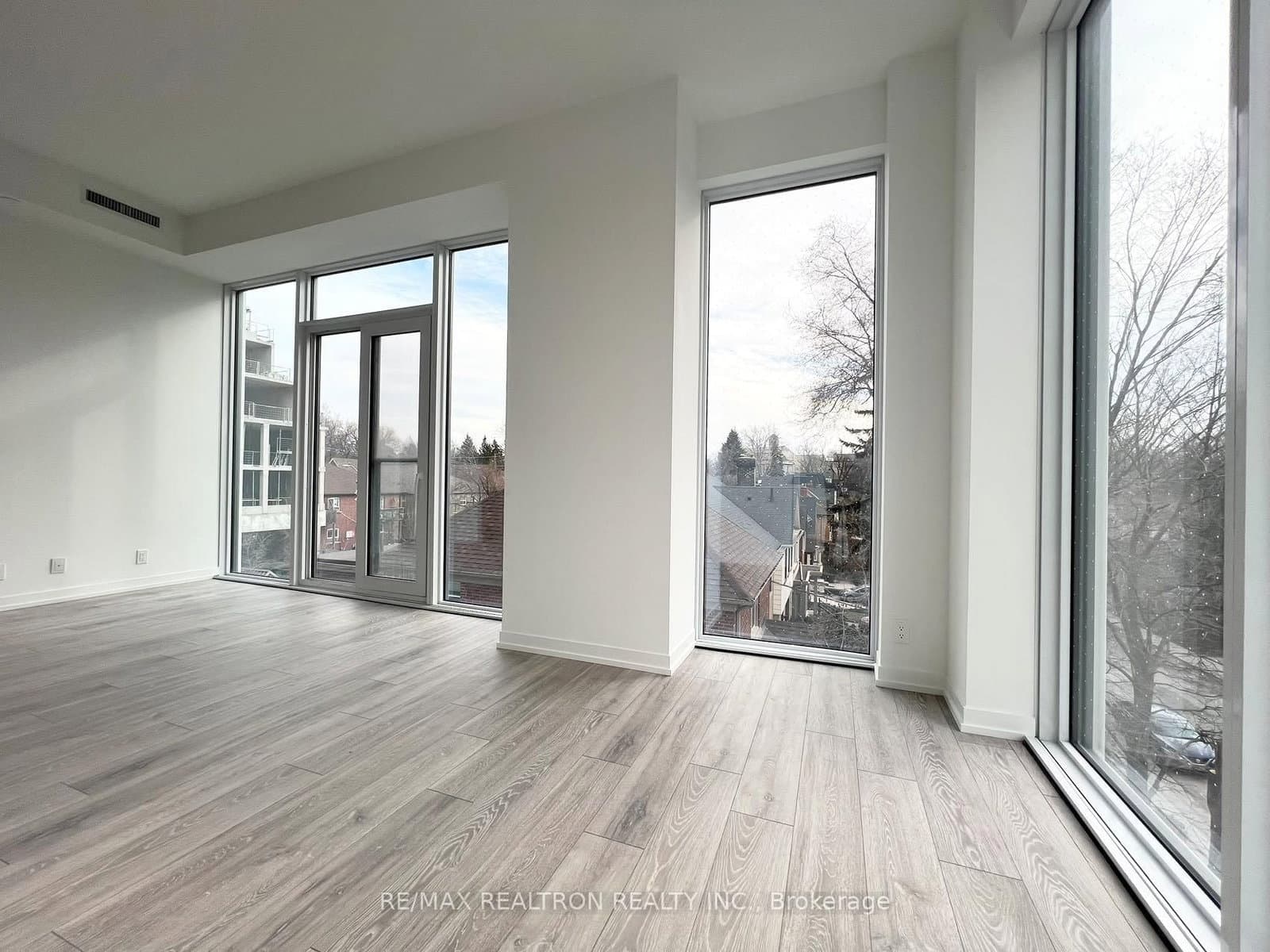 2020 Bathurst Street, Unit 207 thumbnail 29