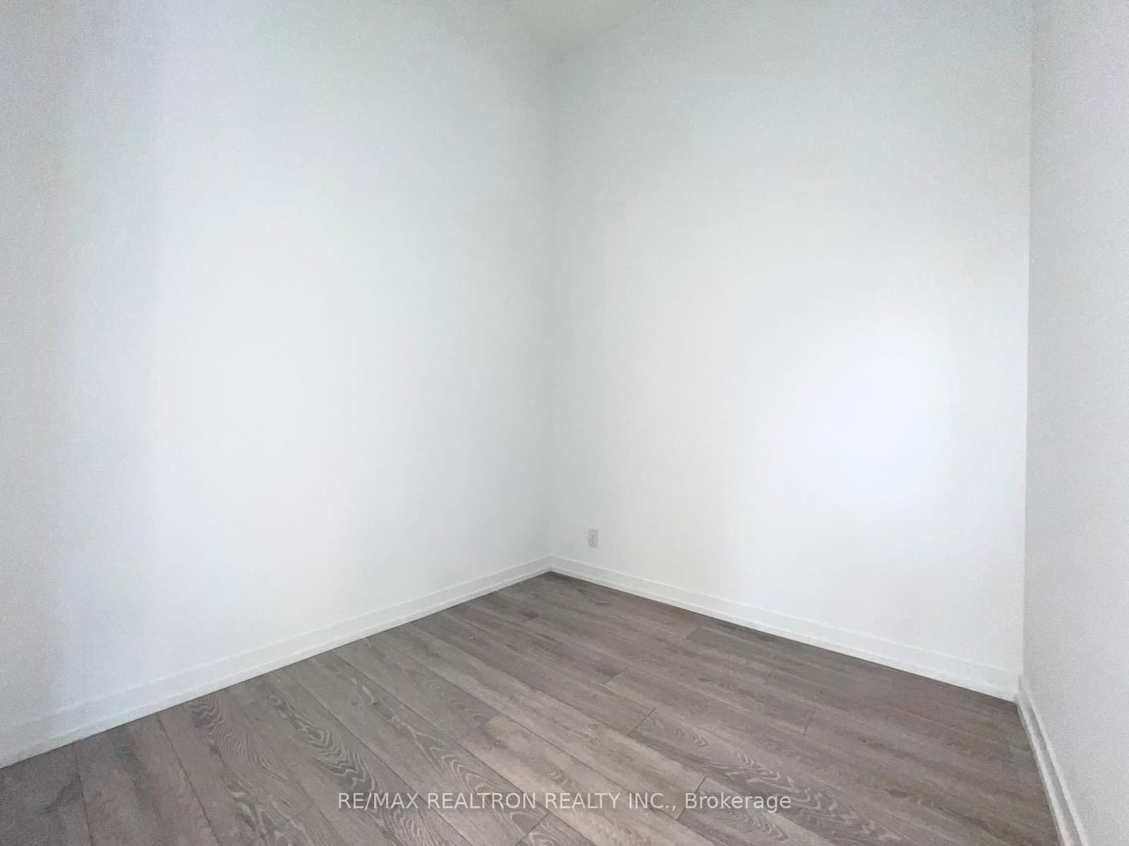 2020 Bathurst Street, Unit 207 thumbnail 34