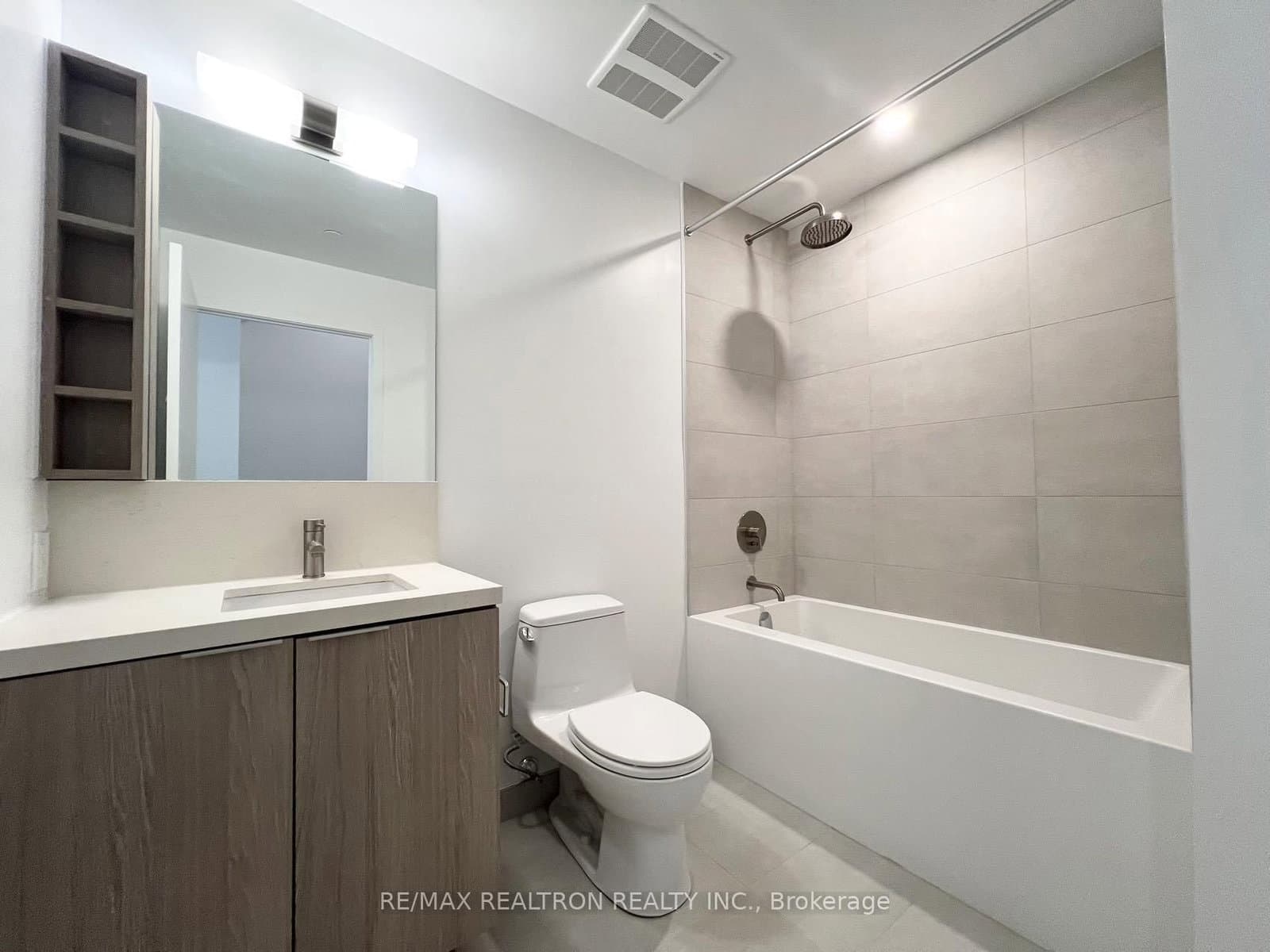 2020 Bathurst Street, Unit 207 thumbnail 35