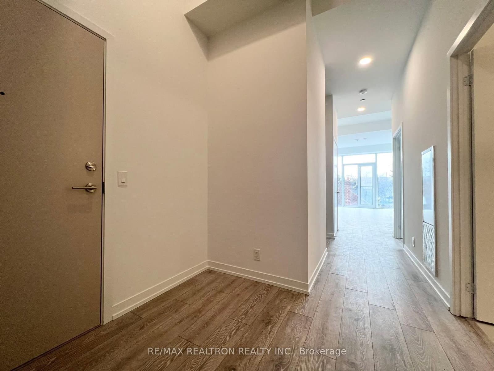 2020 Bathurst Street, Unit 207 thumbnail 7
