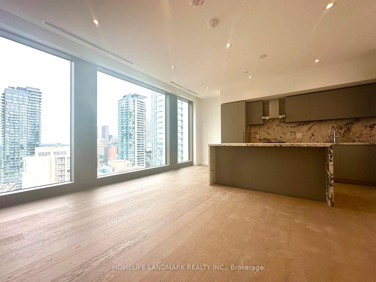 50 Scollard Street, Unit 1701 thumbnail 16