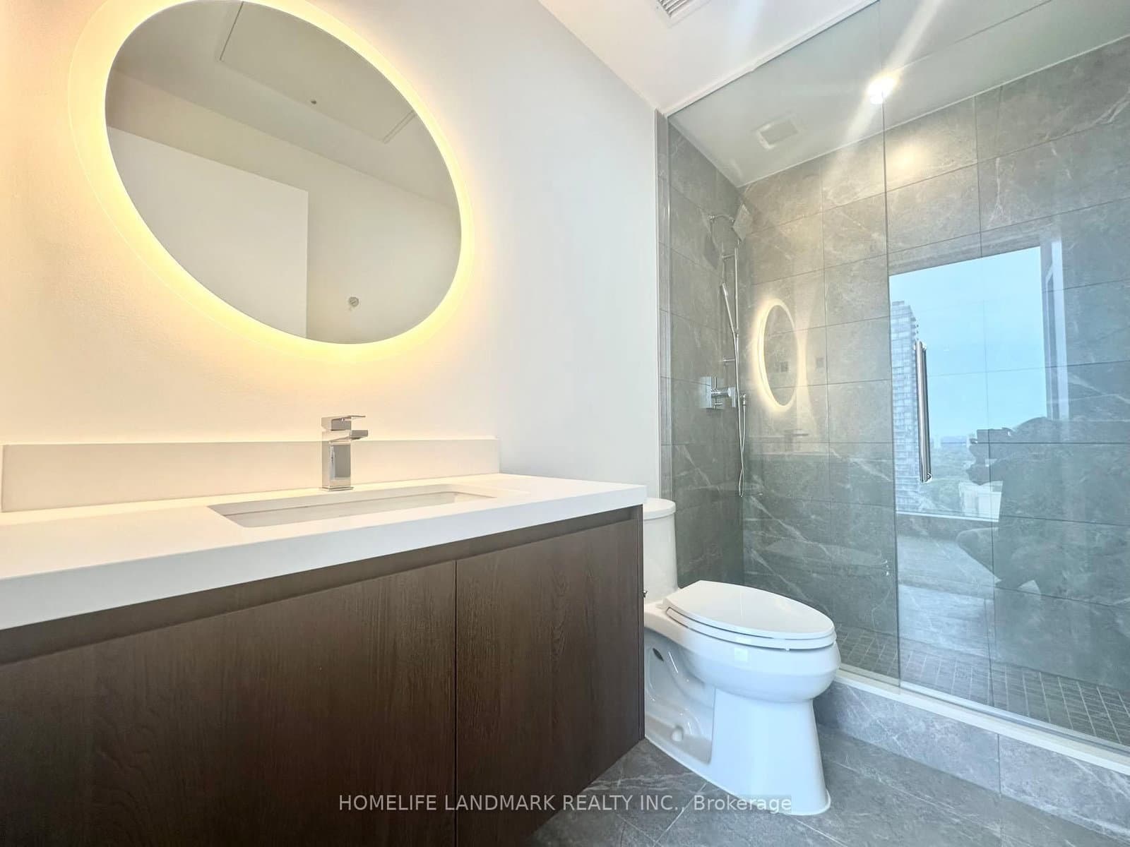 50 Scollard Street, Unit 1701 thumbnail 24