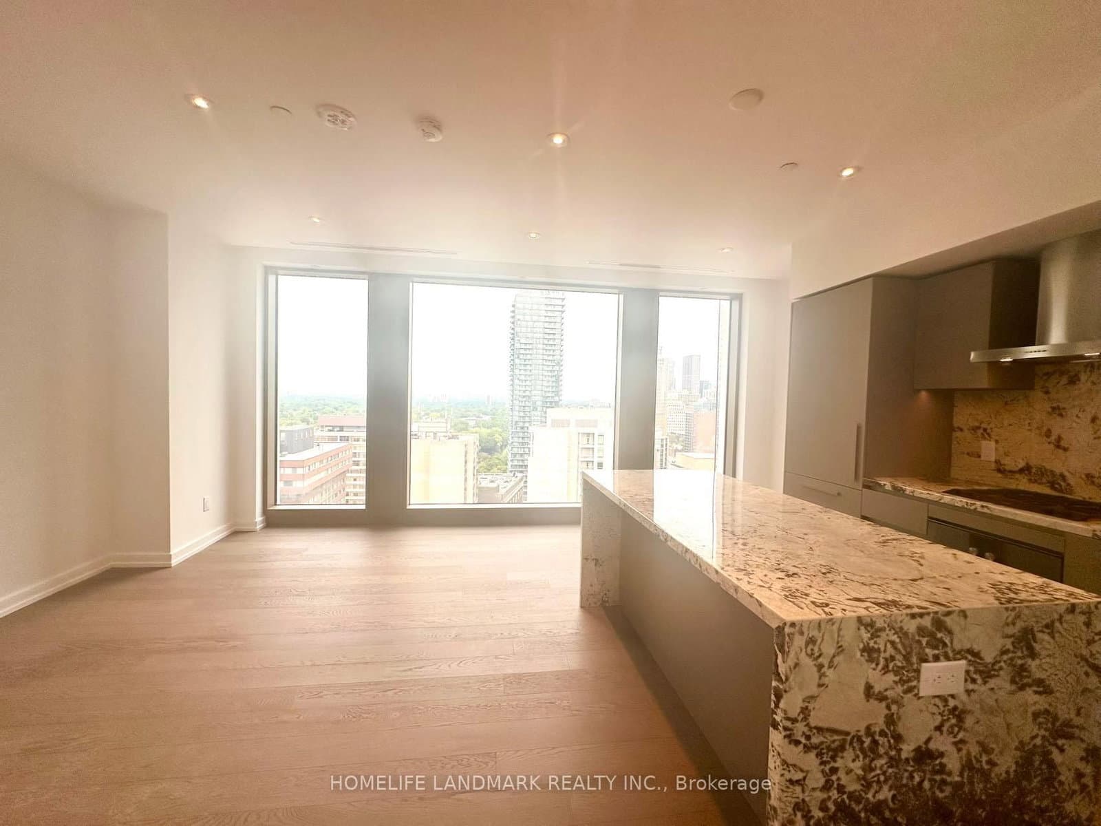 50 Scollard Street, Unit 1701 thumbnail 7